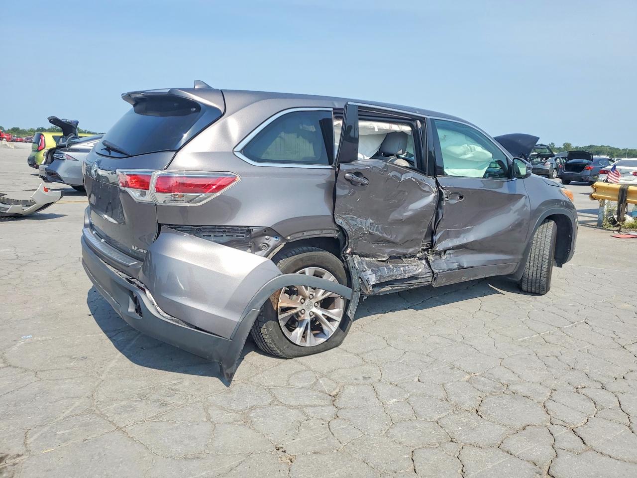 2015 Toyota Highlander Le Plus Gray vin: 5TDBKRFHXFS100004