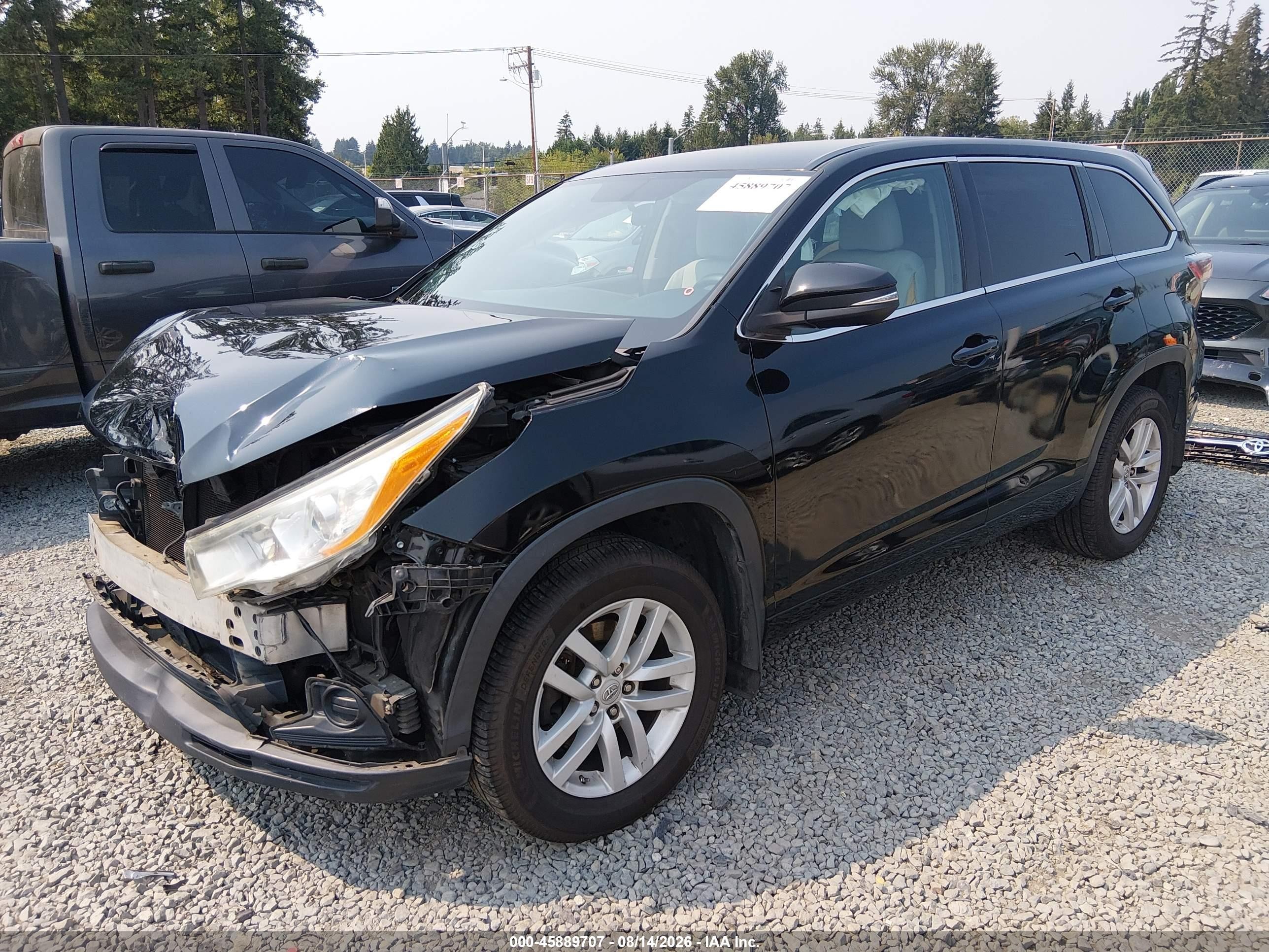 2015 Toyota Highlander Le Black vin: 5TDBKRFHXFS139031