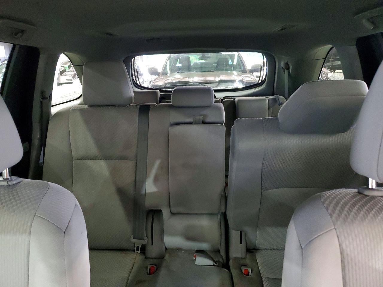 2015 Toyota Highlander Le White vin: 5TDBKRFHXFS211474