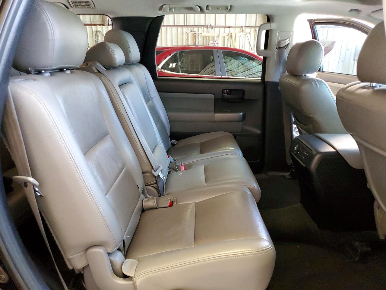 2012 Toyota Sequoia Sr5 Black vin: 5TDBM5G18CS001830