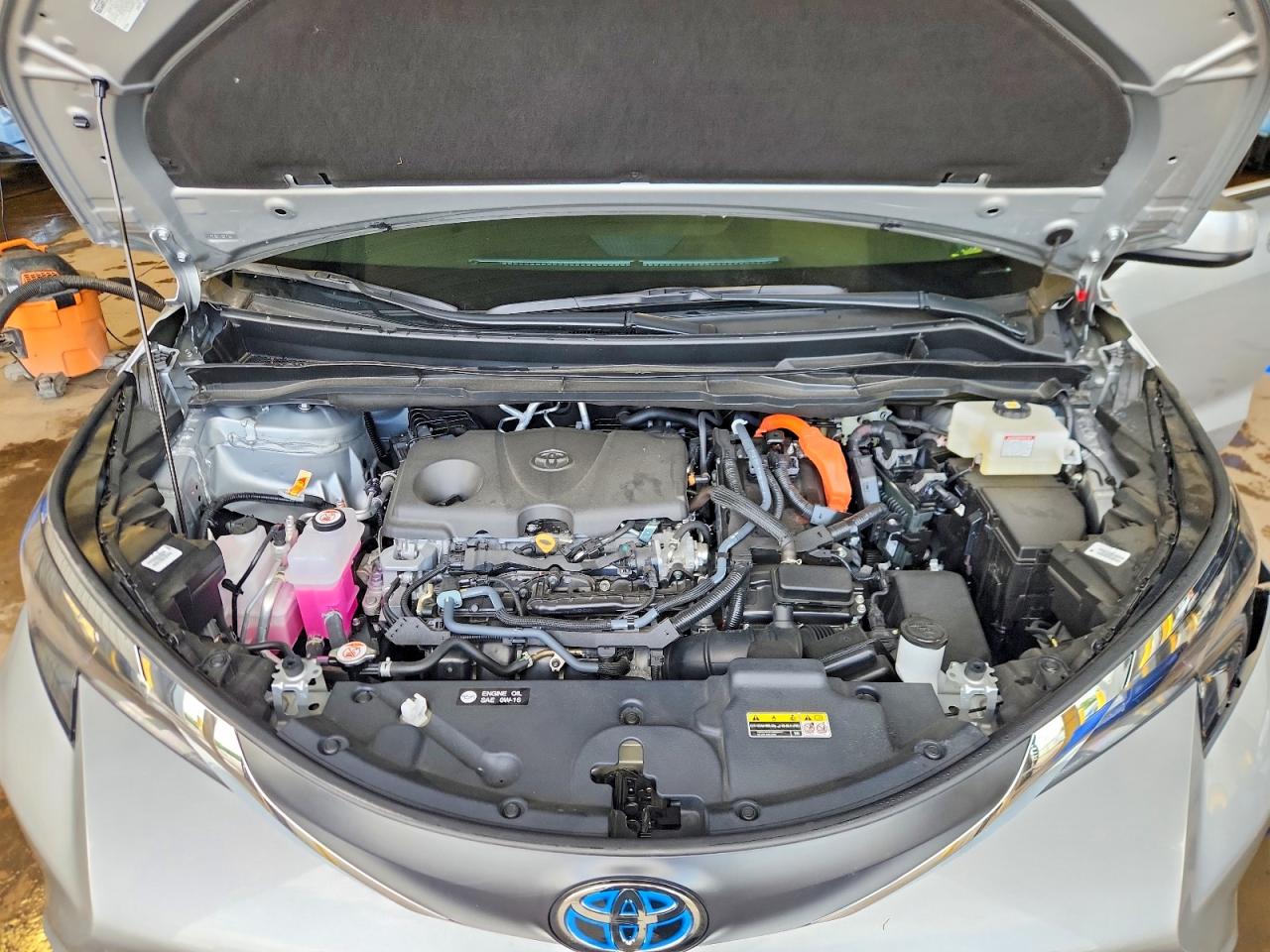 2025 Toyota Sienna Le Gray vin: 5TDBSKFC1SS206170