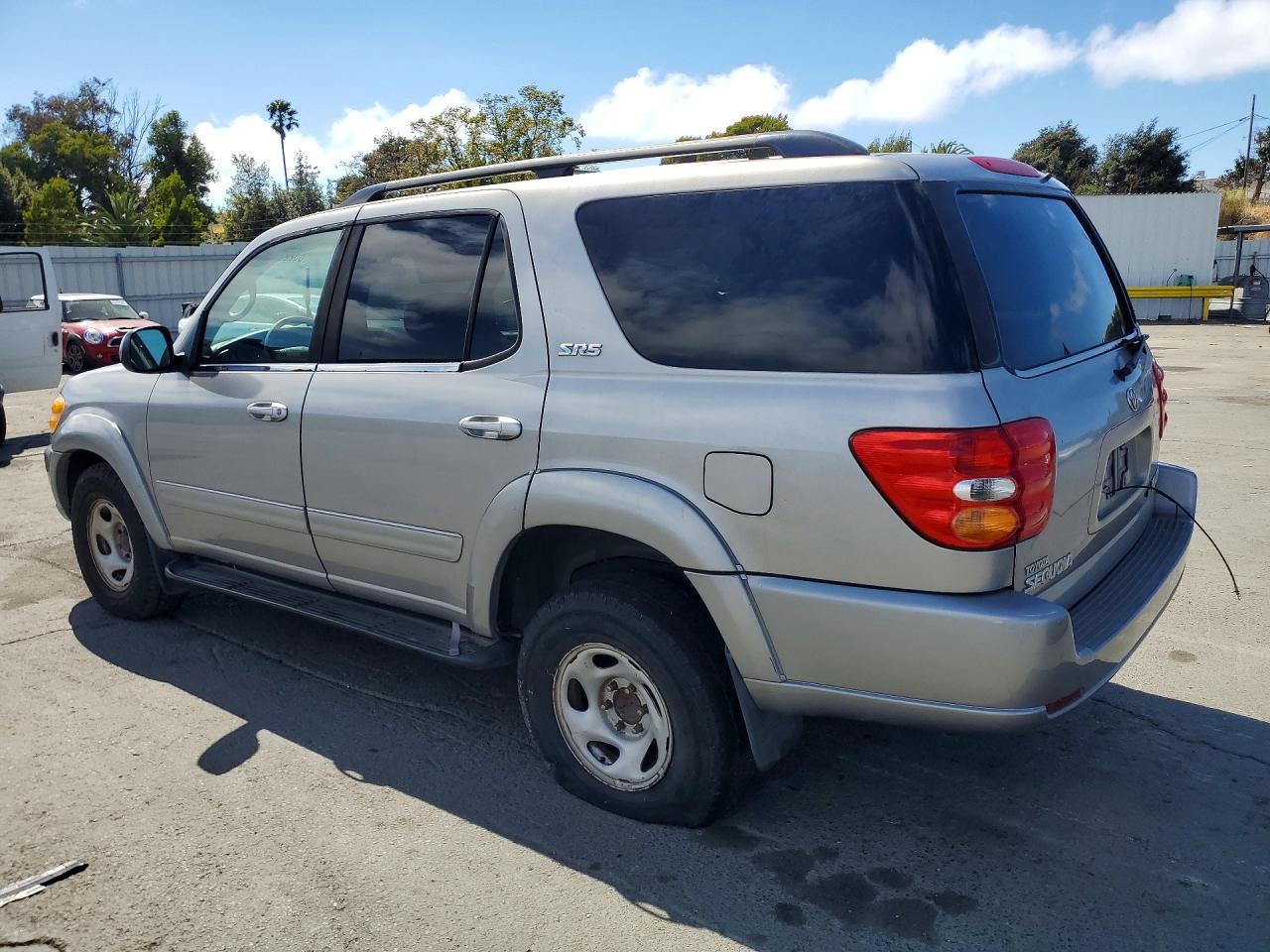 2001 Toyota Sequoia Sr5 Silver vin: 5TDBT44A01S025506