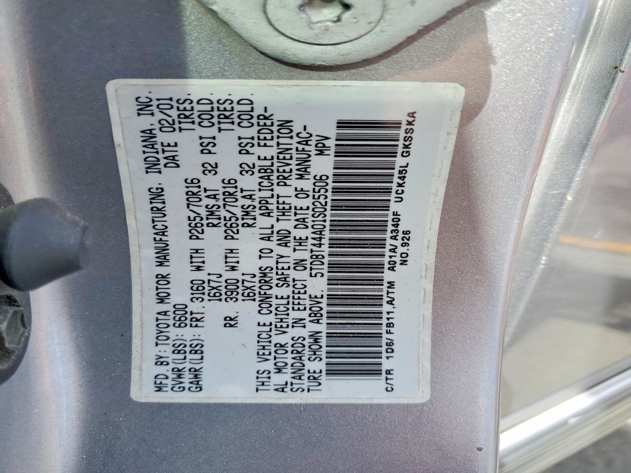 2001 Toyota Sequoia Sr5 Silver vin: 5TDBT44A01S025506