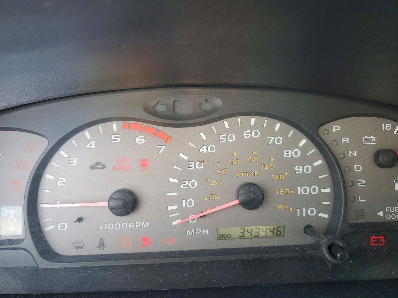 2001 Toyota Sequoia Sr5 Silver vin: 5TDBT44A01S025506