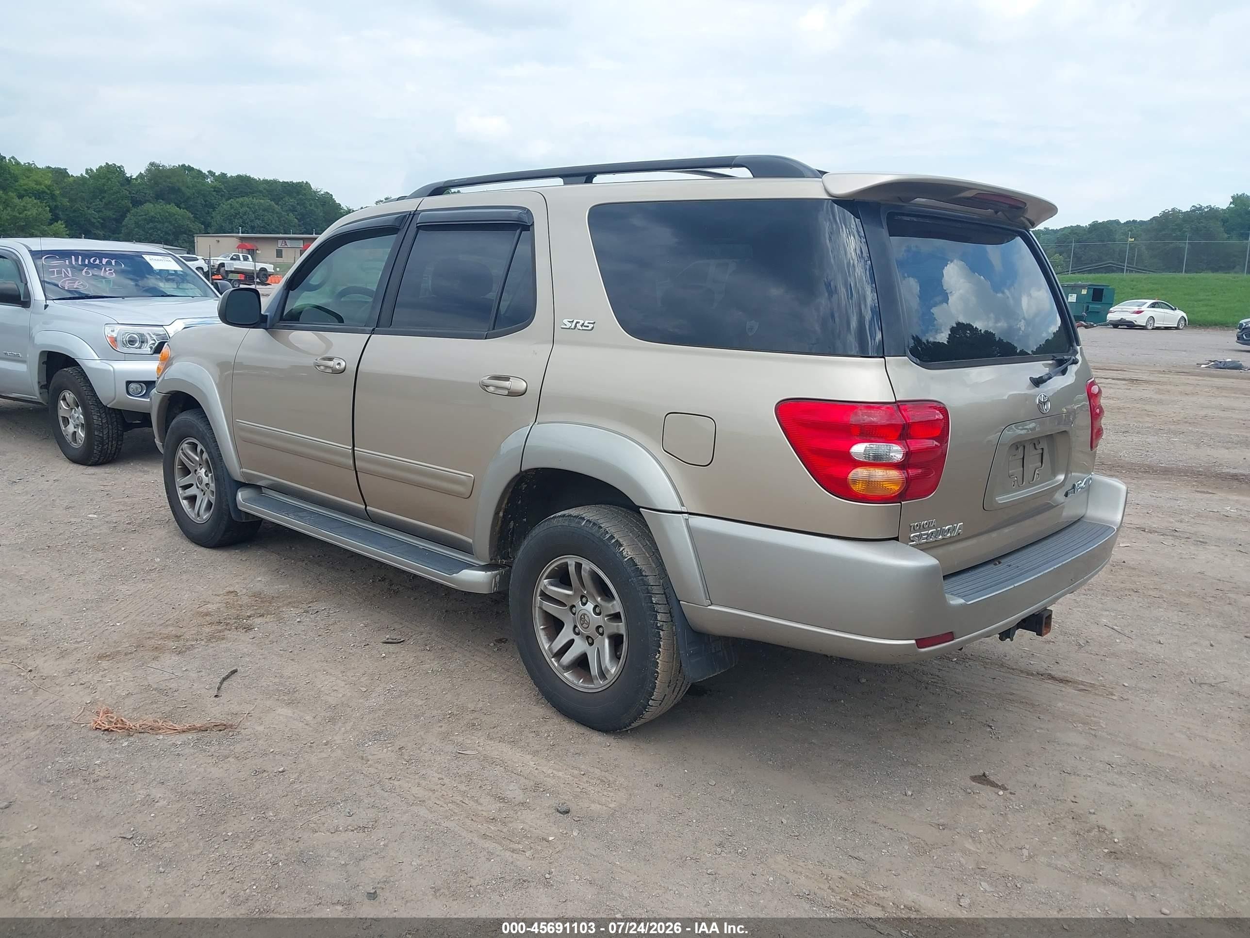 2003 Toyota Sequoia Sr5 V8 Золотой vin: 5TDBT44A03S155157