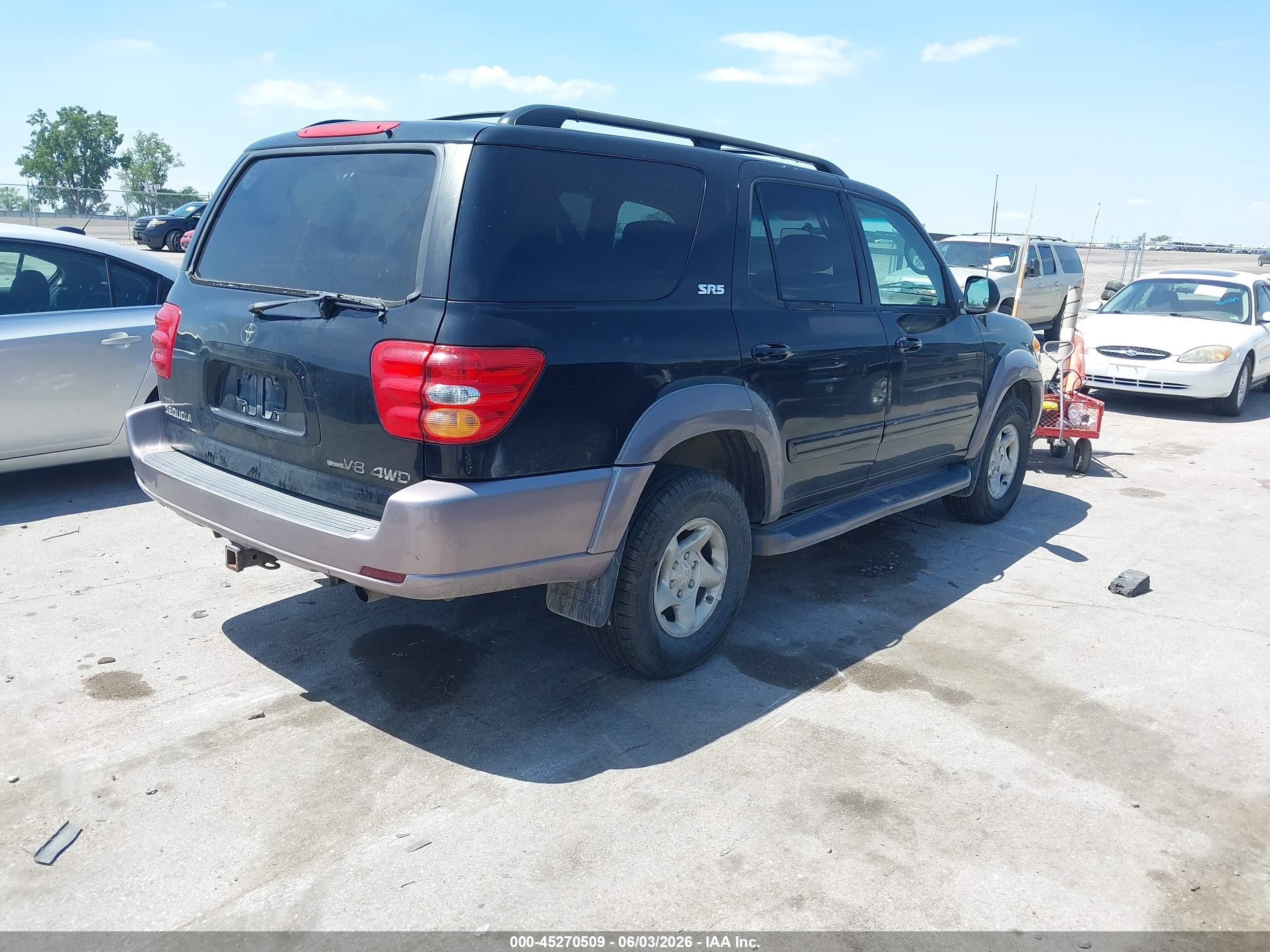 2001 Toyota Sequoia Sr5 V8 Черный vin: 5TDBT44A11S056389