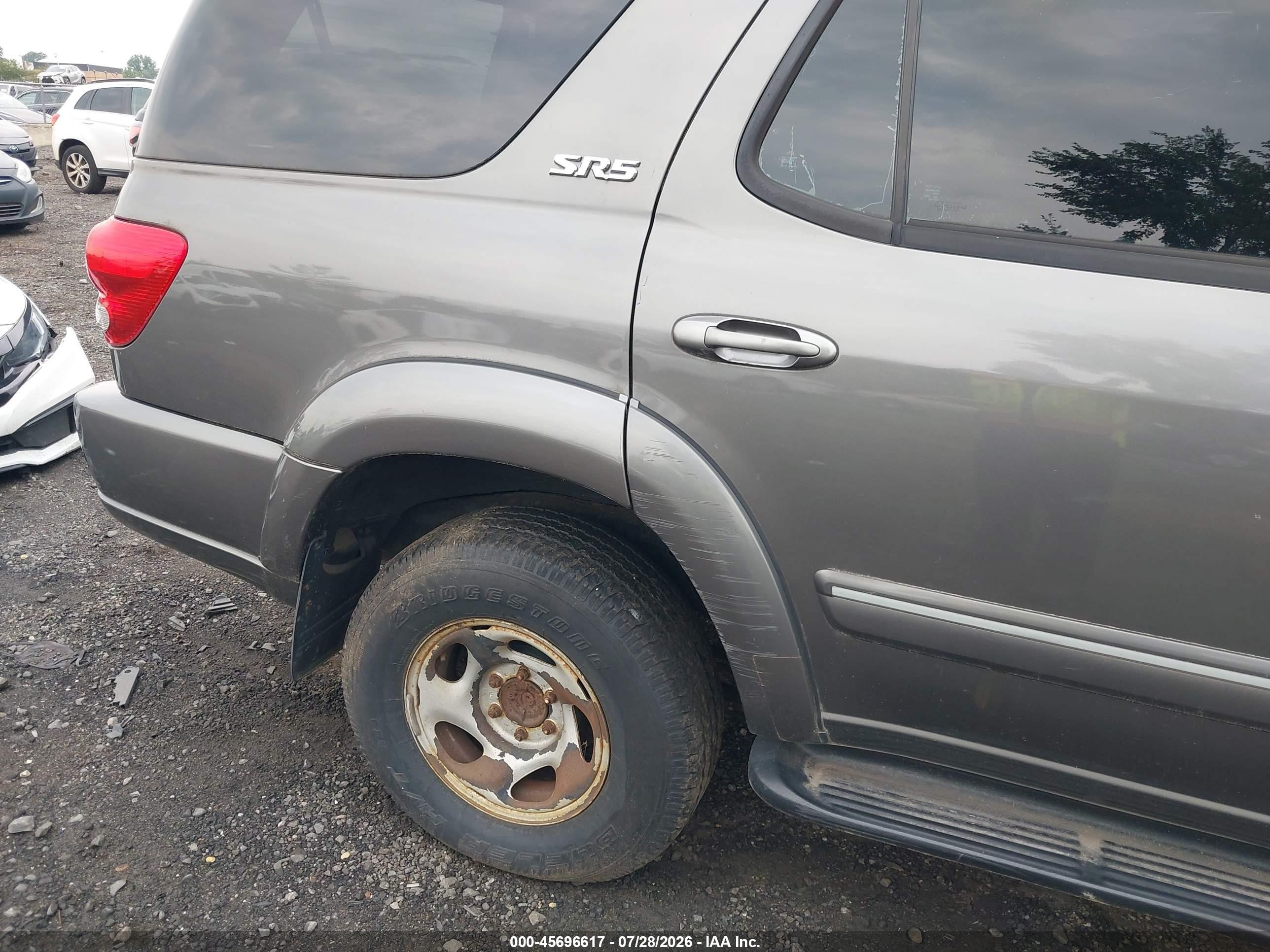 2006 Toyota Sequoia Sr5 V8 Gray vin: 5TDBT44A16S260424