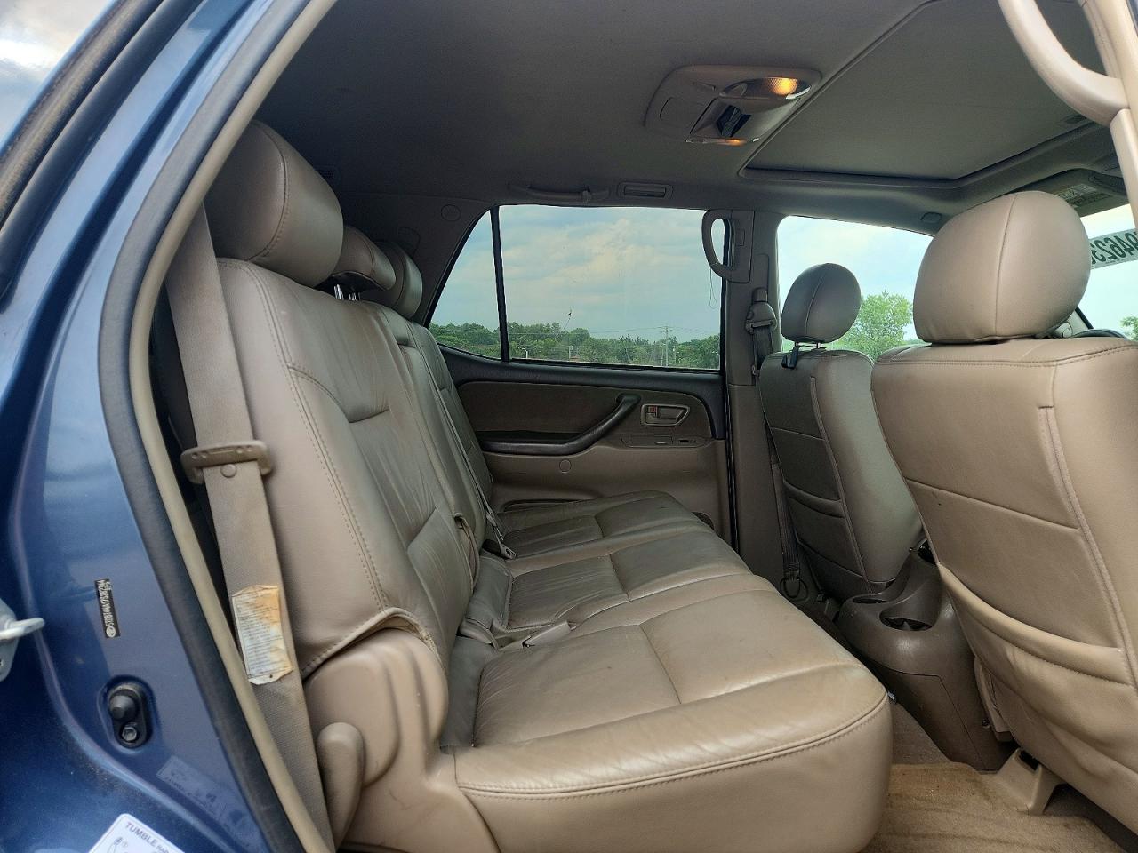 2007 Toyota Sequoia Sr5 Blue vin: 5TDBT44A17S282344