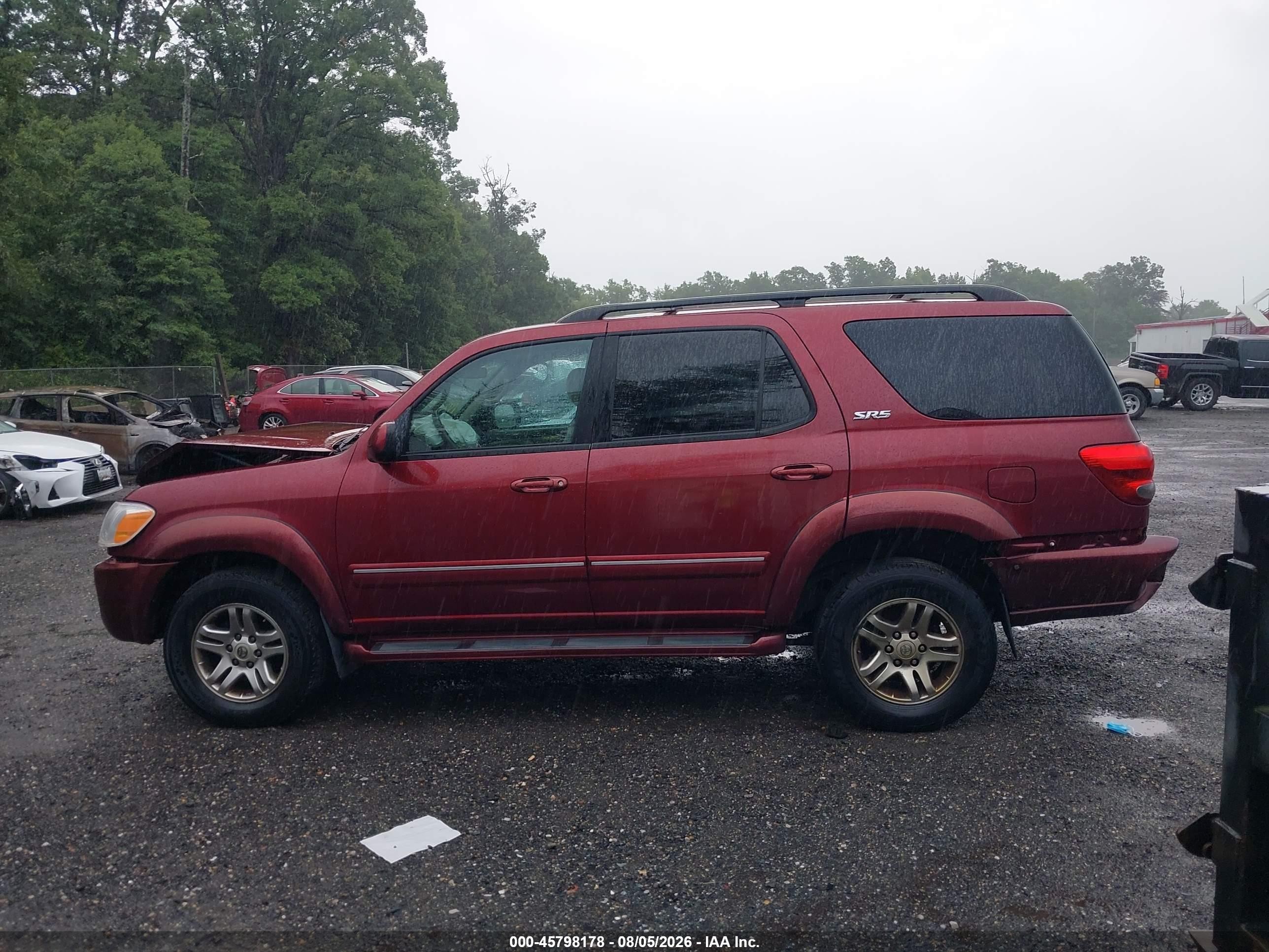 2007 Toyota Sequoia Sr5 Red vin: 5TDBT44A17S282957