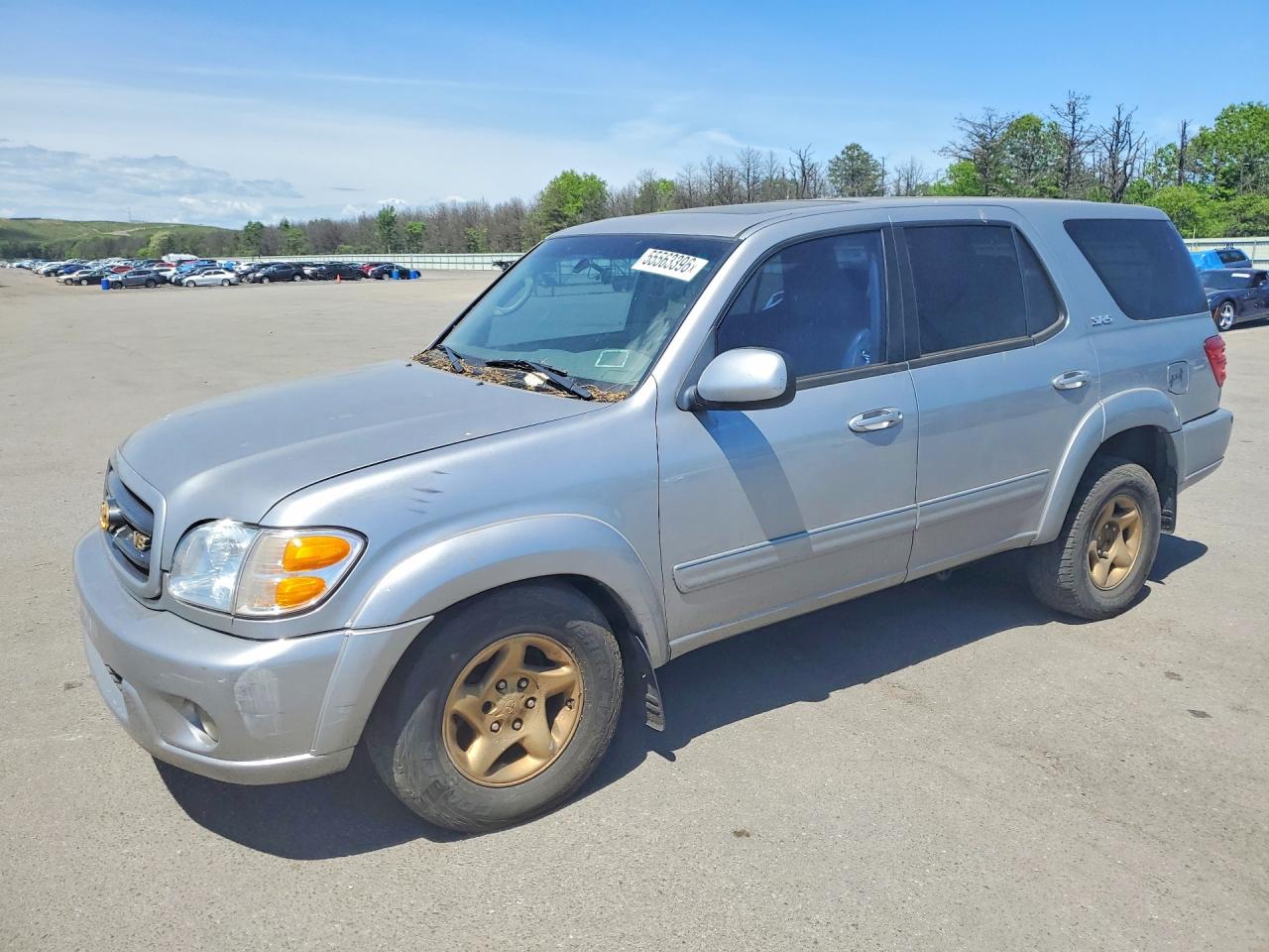 2002 Toyota Sequoia Silver vin: 5TDBT44A22S070870