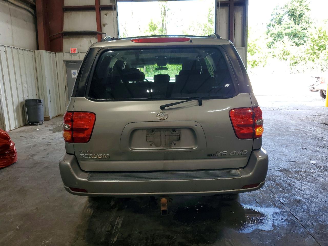 2003 Toyota Sequoia Sr5 Серый vin: 5TDBT44A23S174308