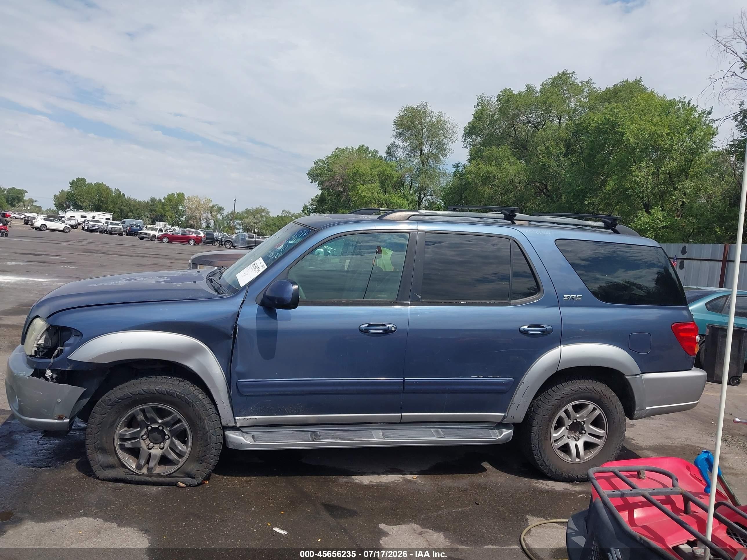 2003 Toyota Sequoia Sr5 V8 Blue vin: 5TDBT44A23S200406