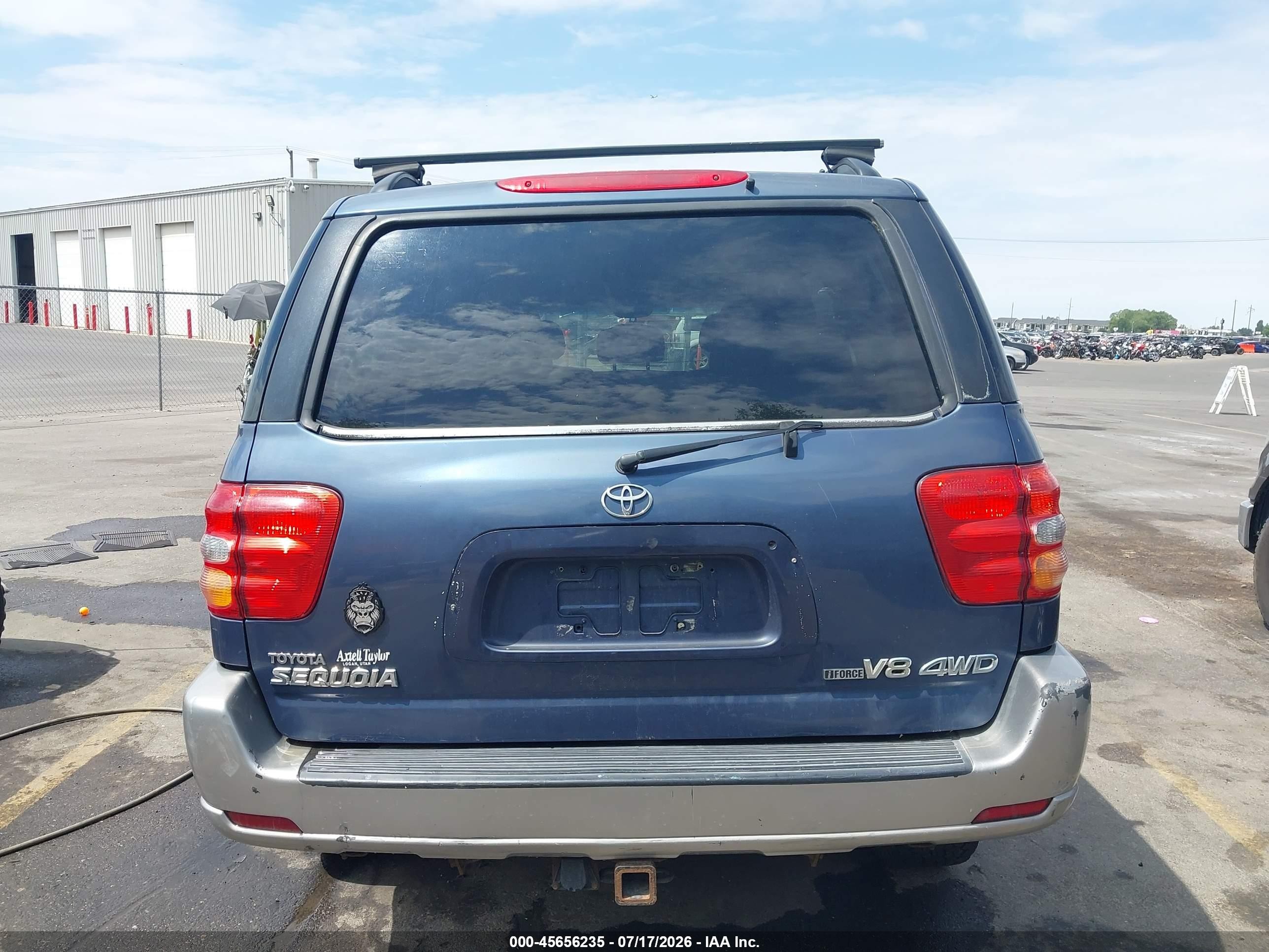 2003 Toyota Sequoia Sr5 V8 Blue vin: 5TDBT44A23S200406
