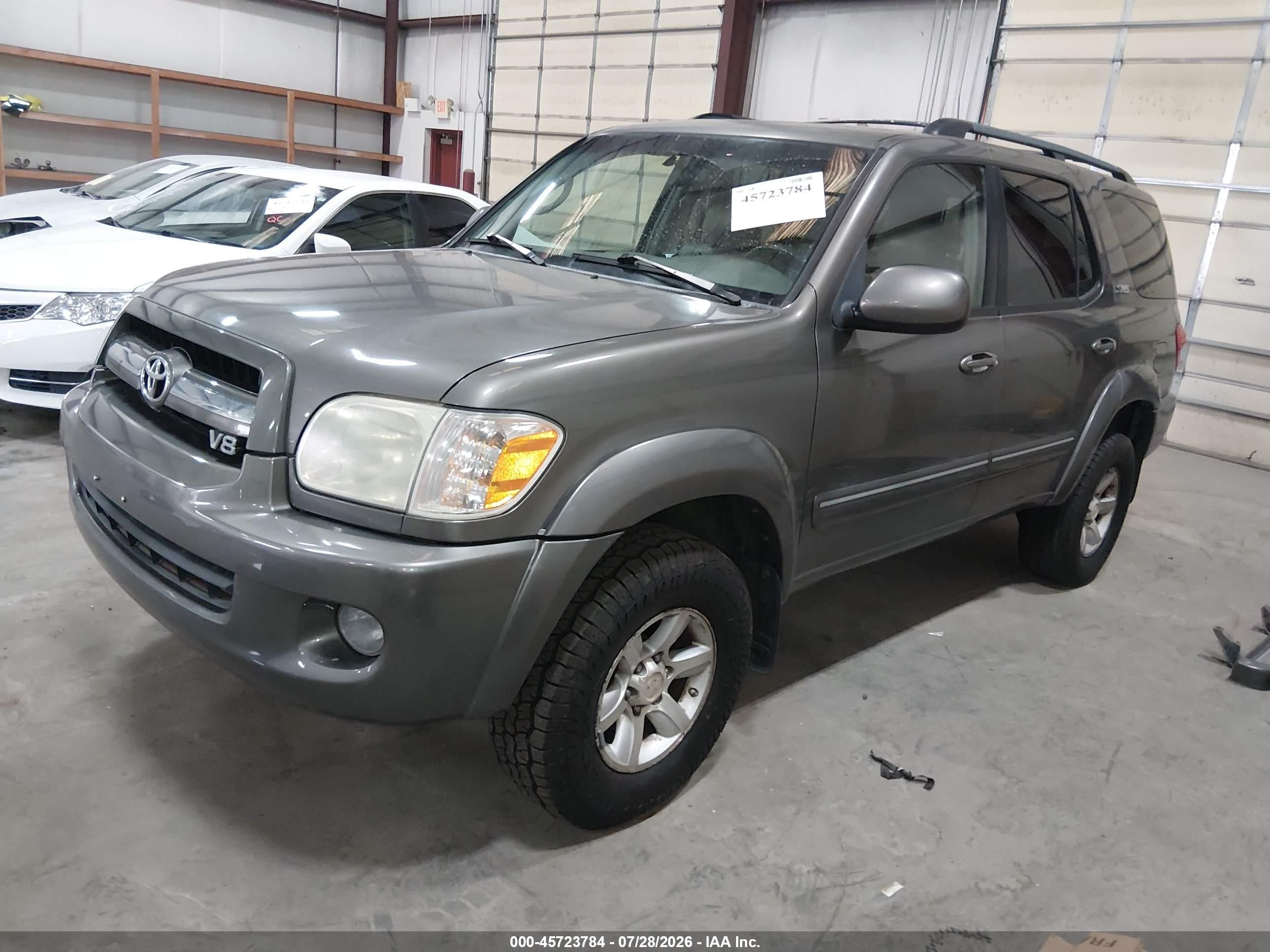 2006 Toyota Sequoia Sr5 V8 Gray vin: 5TDBT44A26S260075