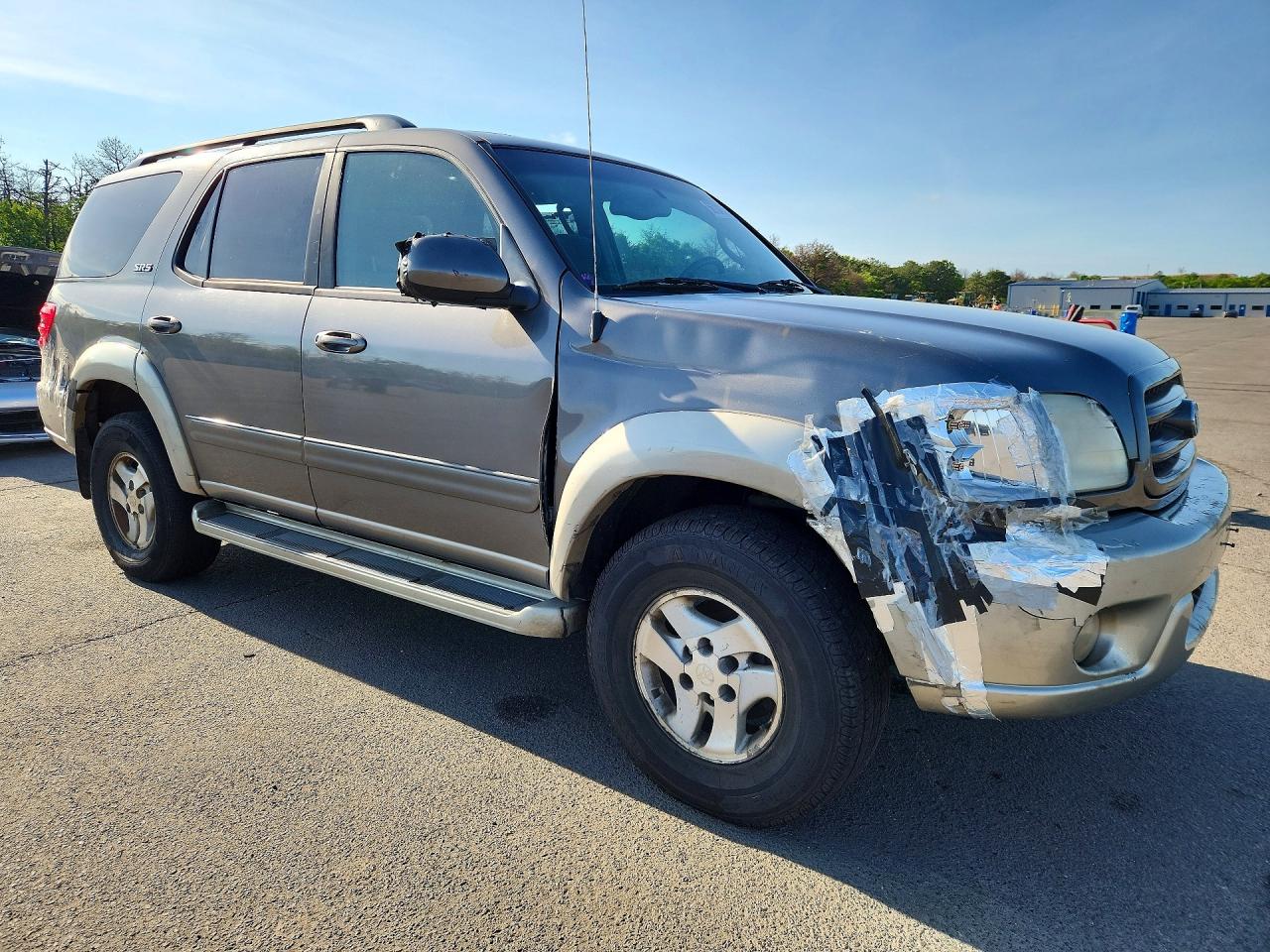 2004 Toyota Sequoia Sr5 Серый vin: 5TDBT44A34S205504