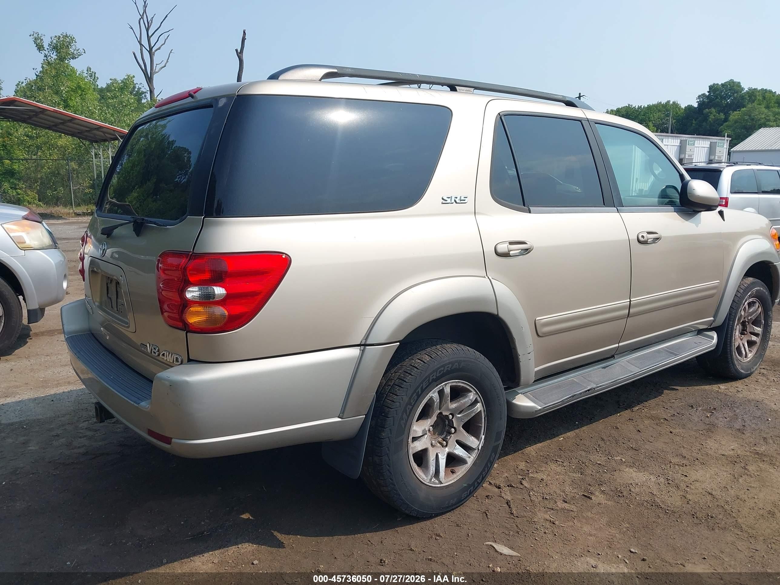 2004 Toyota Sequoia Sr5 V8 Gold vin: 5TDBT44A34S216017