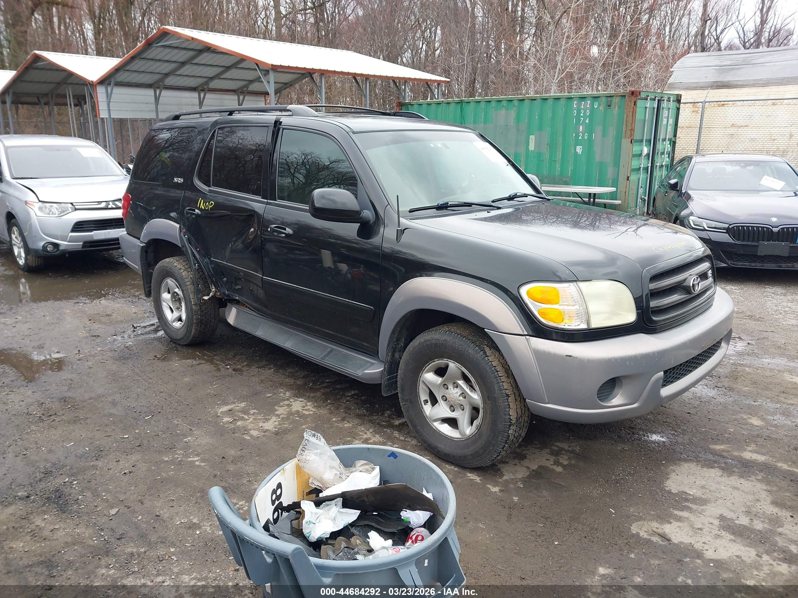 2001 Toyota Sequoia Sr5 V8 Black vin: 5TDBT44A41S047170
