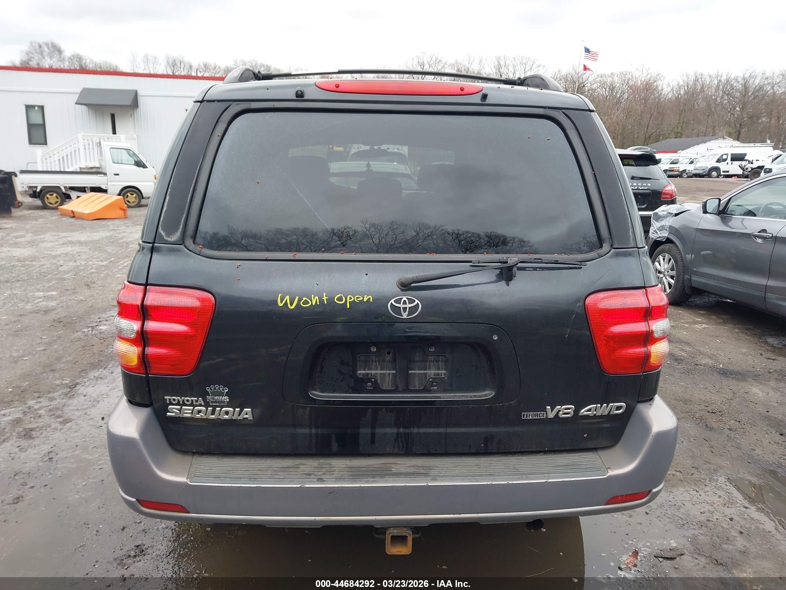 2001 Toyota Sequoia Sr5 V8 Black vin: 5TDBT44A41S047170