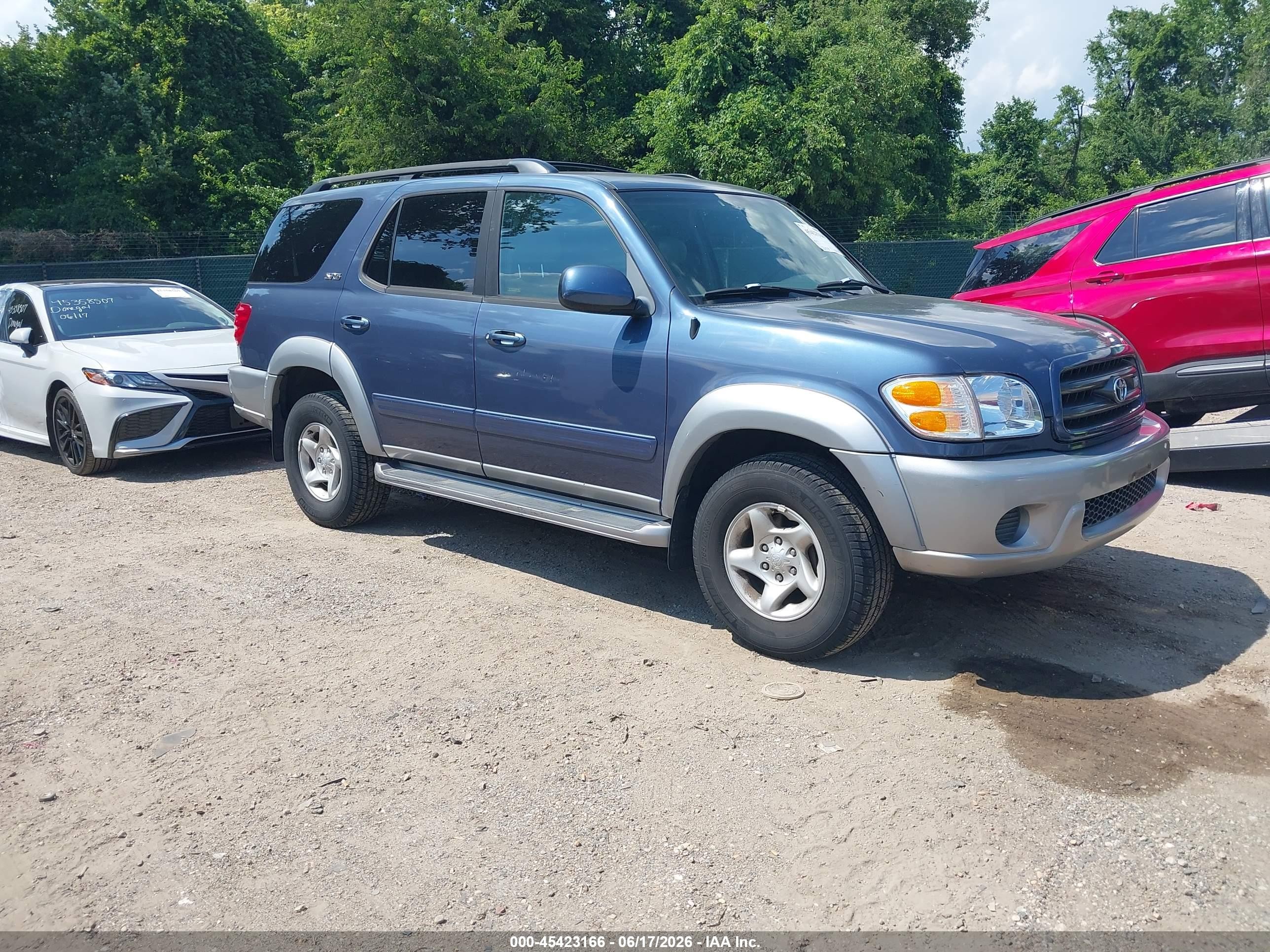2002 Toyota Sequoia Sr5 V8 Blue vin: 5TDBT44A42S125674