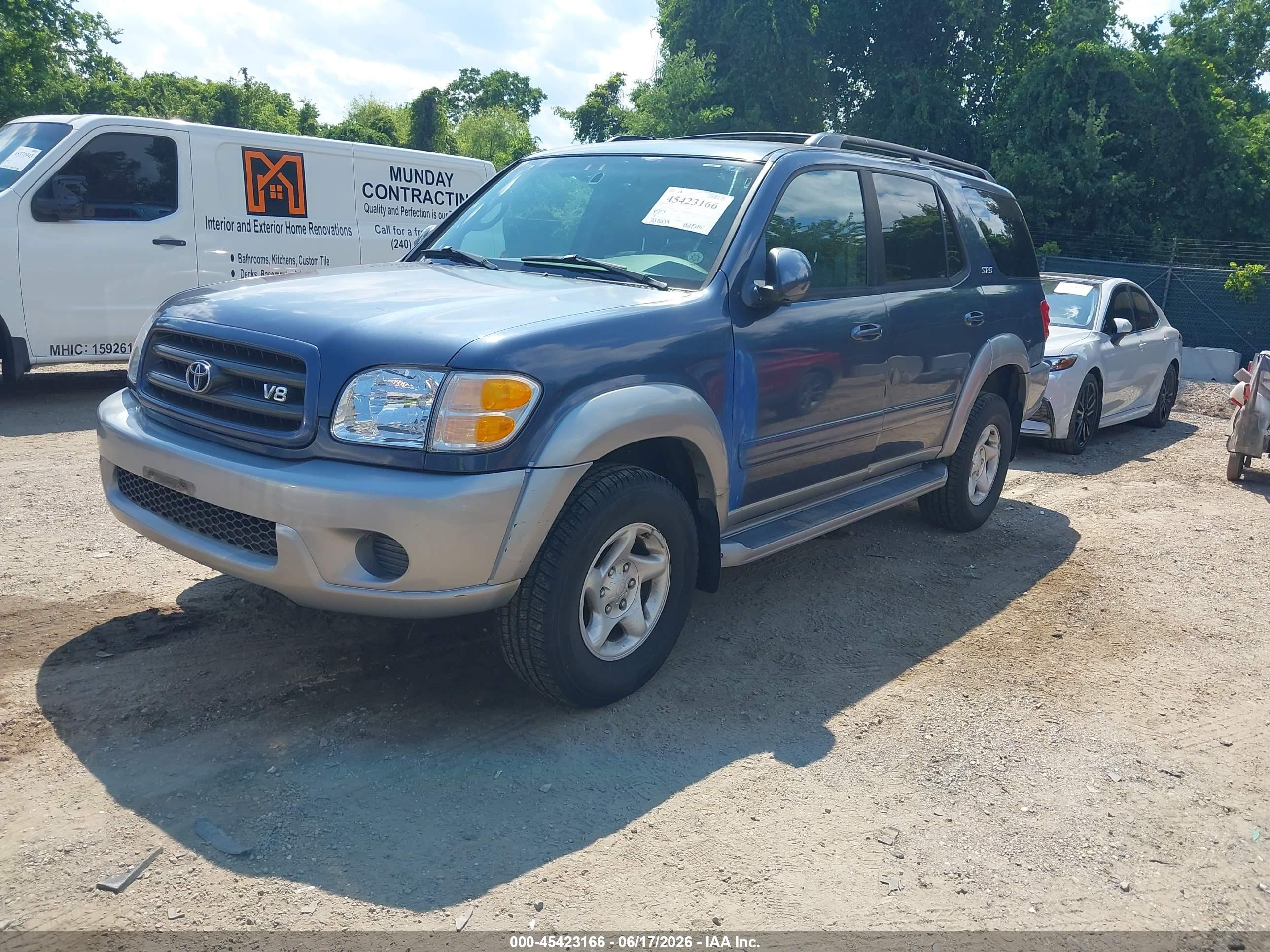 2002 Toyota Sequoia Sr5 V8 Blue vin: 5TDBT44A42S125674