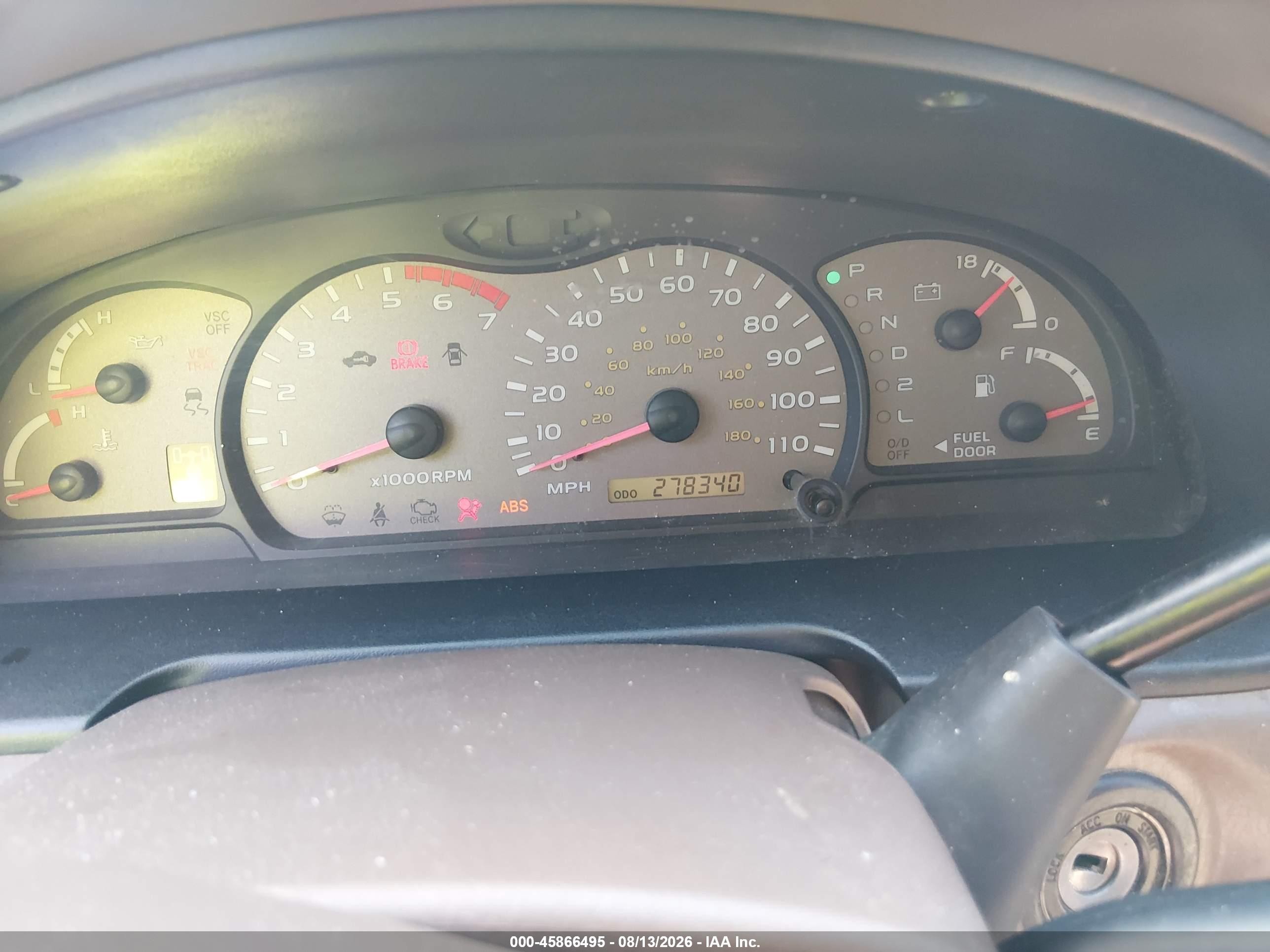 2003 Toyota Sequoia Sr5 V8 Beige vin: 5TDBT44A43S142251