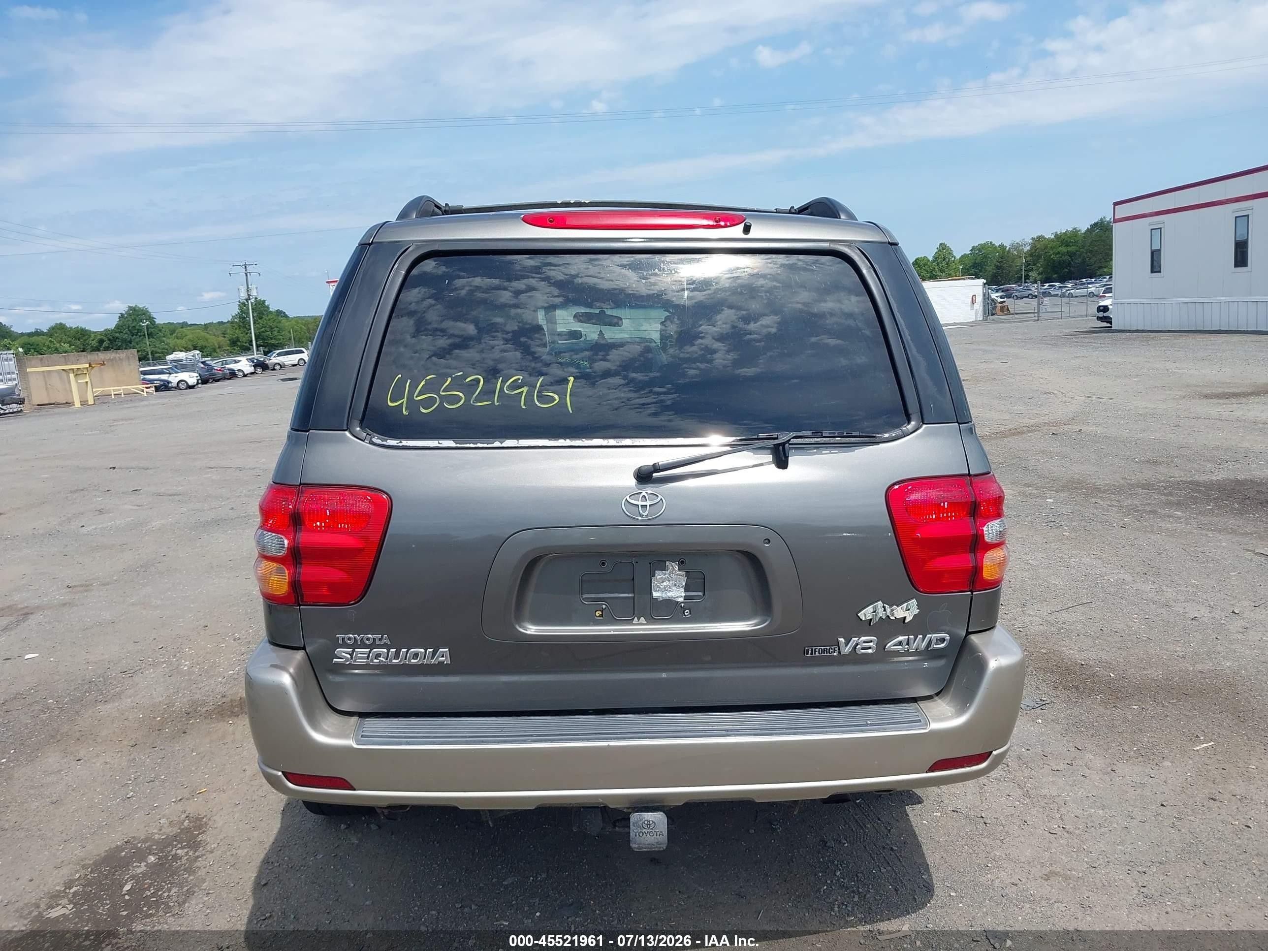 2004 Toyota Sequoia Sr5 V8 Серый vin: 5TDBT44A44S210890