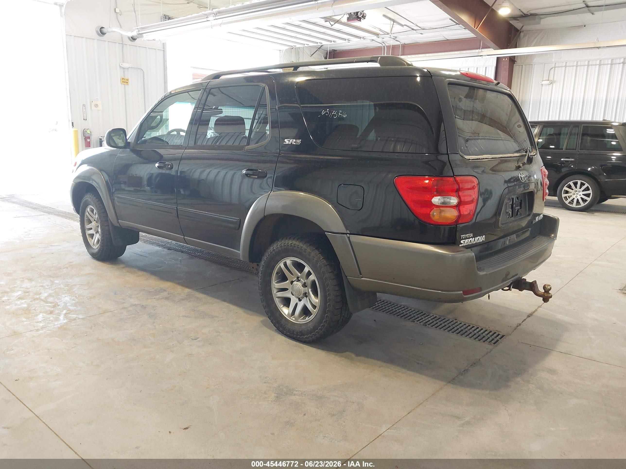 2004 Toyota Sequoia Sr5 V8 Черный vin: 5TDBT44A44S211750