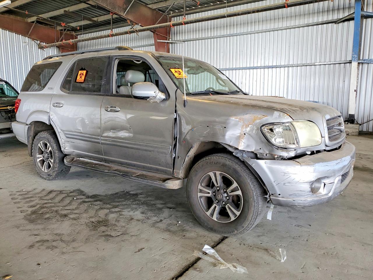 2004 Toyota Sequoia Sr5 Silver vin: 5TDBT44A44S212607