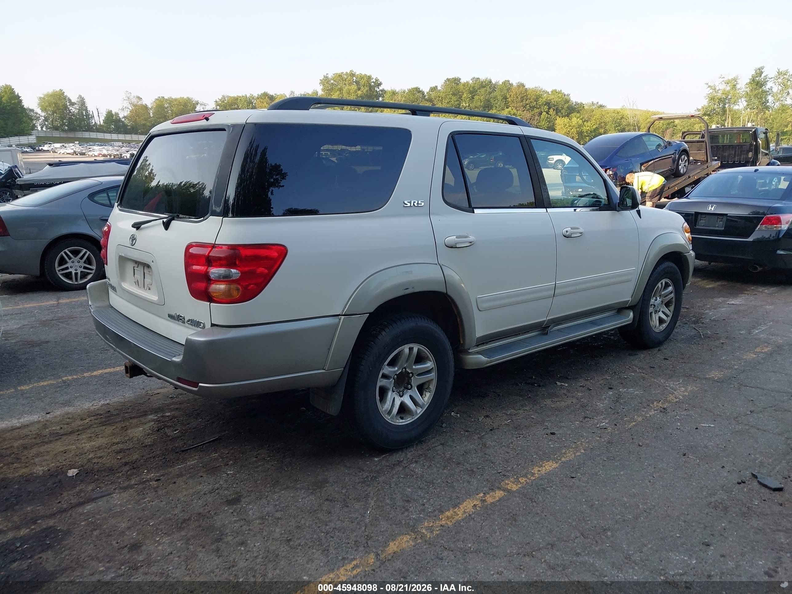 2004 Toyota Sequoia Sr5 V8 Белый vin: 5TDBT44A44S222098