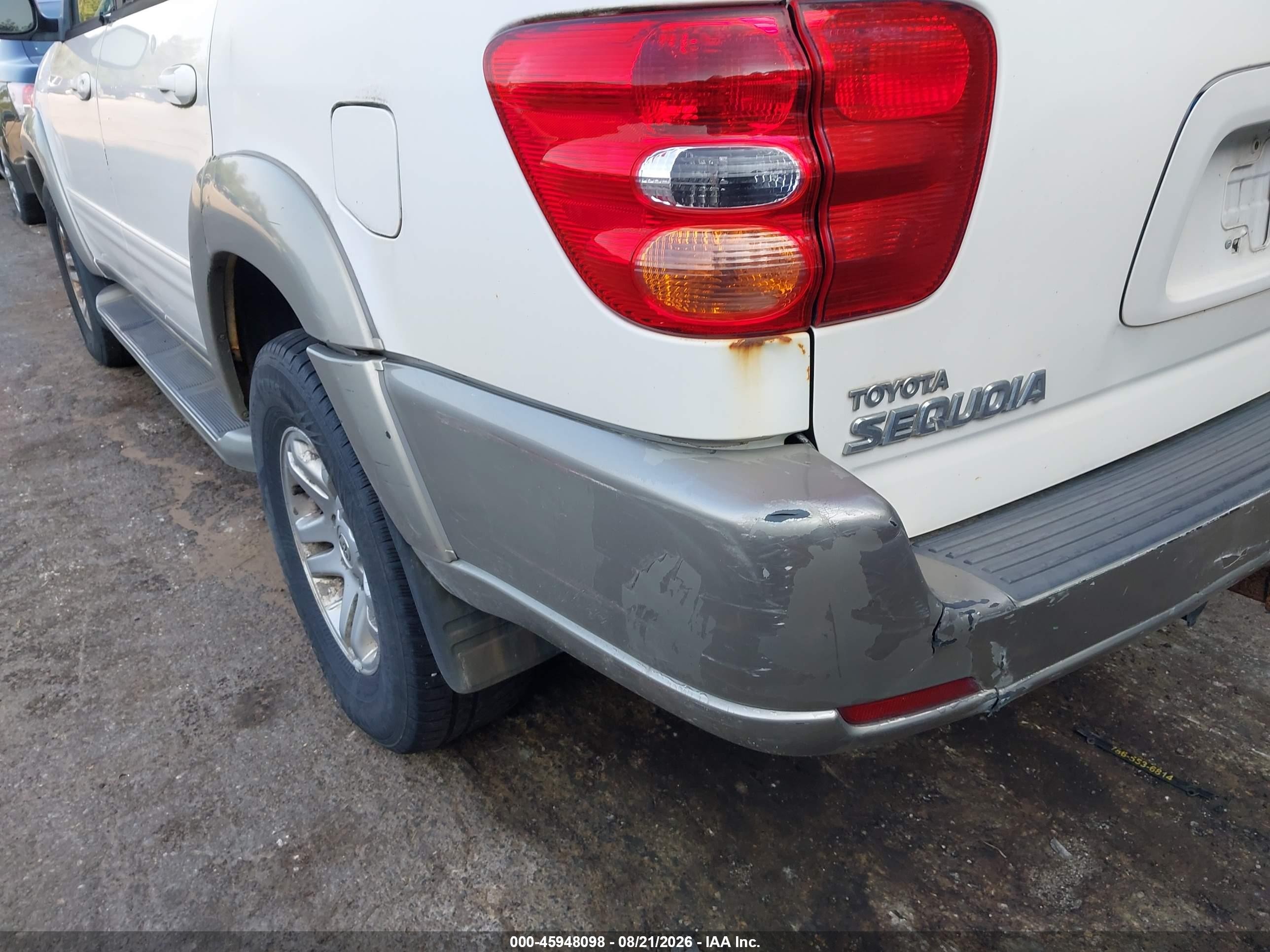 2004 Toyota Sequoia Sr5 V8 Белый vin: 5TDBT44A44S222098