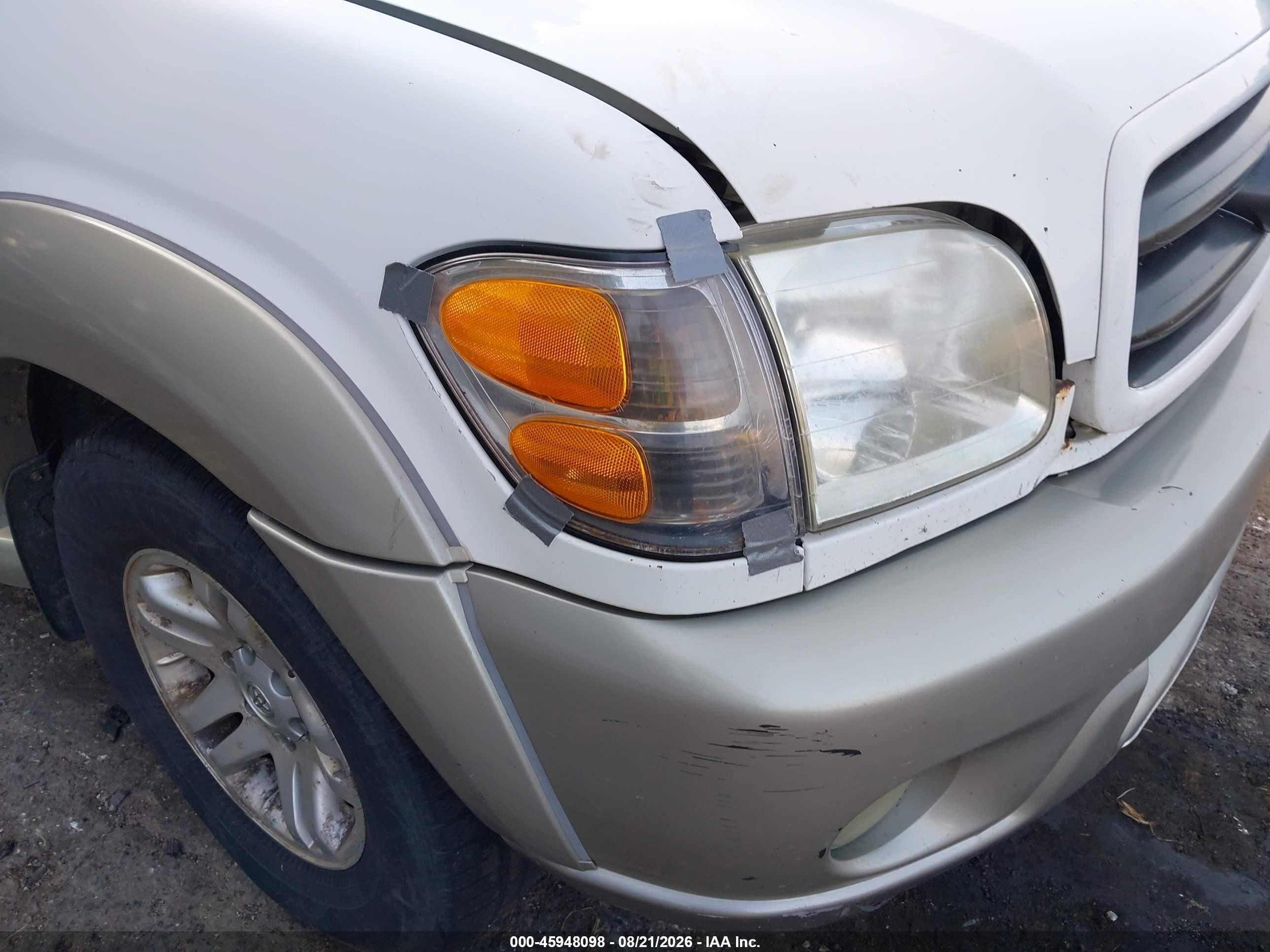 2004 Toyota Sequoia Sr5 V8 Белый vin: 5TDBT44A44S222098