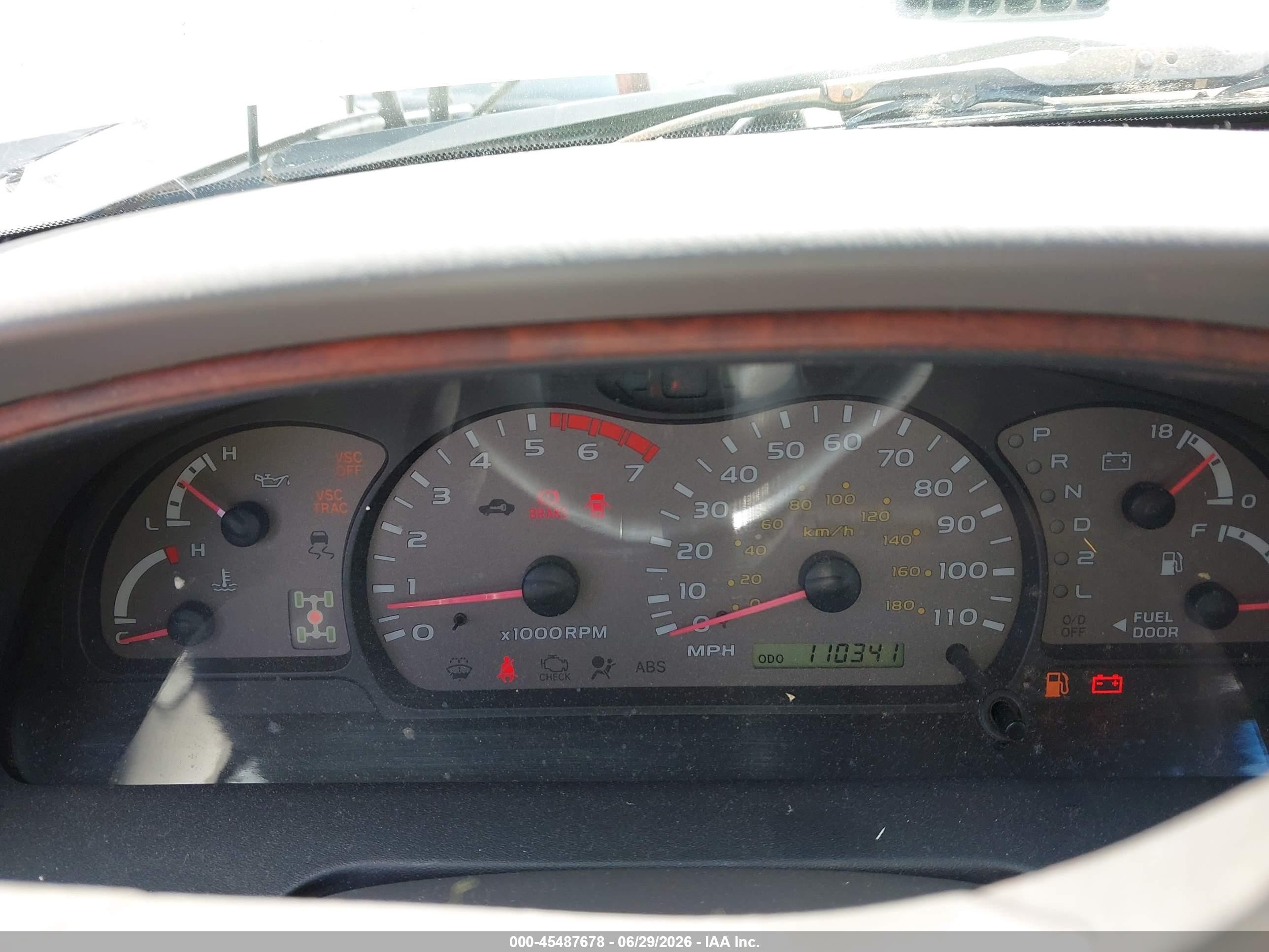 2004 Toyota Sequoia Sr5 V8 Черный vin: 5TDBT44A44S233277