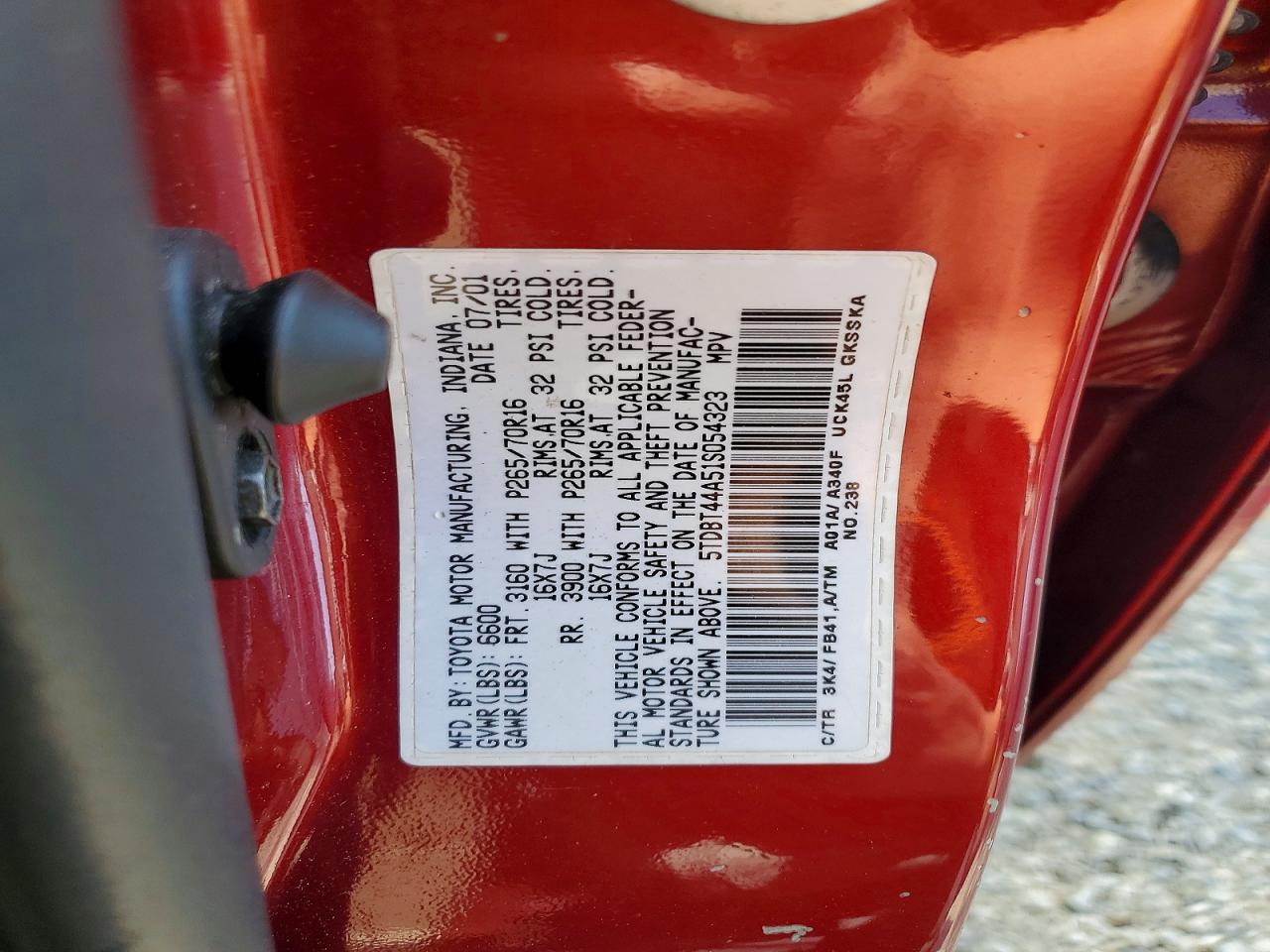 2001 Toyota Sequoia Sr5 Red vin: 5TDBT44A51S054323
