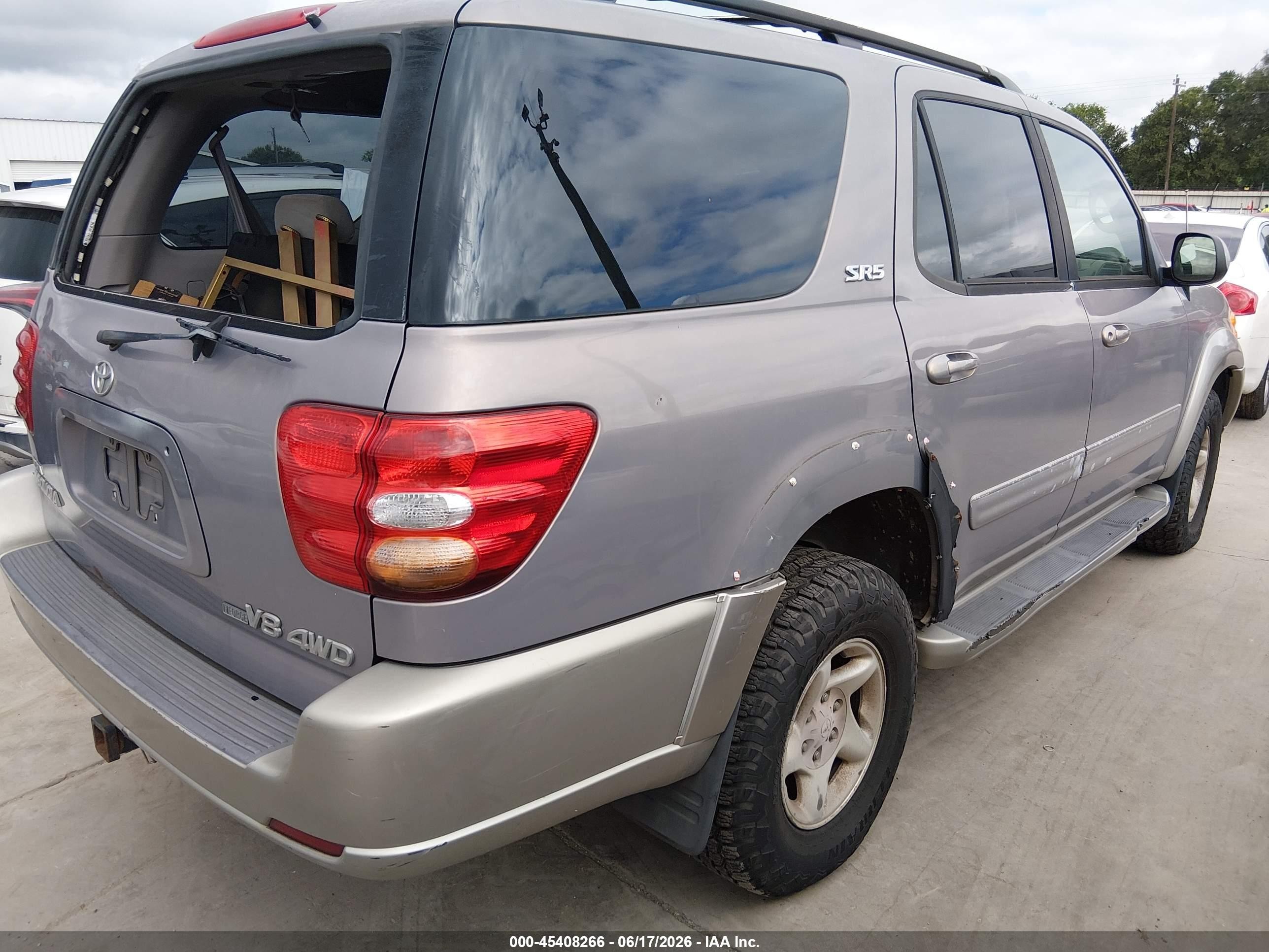 2002 Toyota Sequoia Sr5 V8 Gray vin: 5TDBT44A52S065310