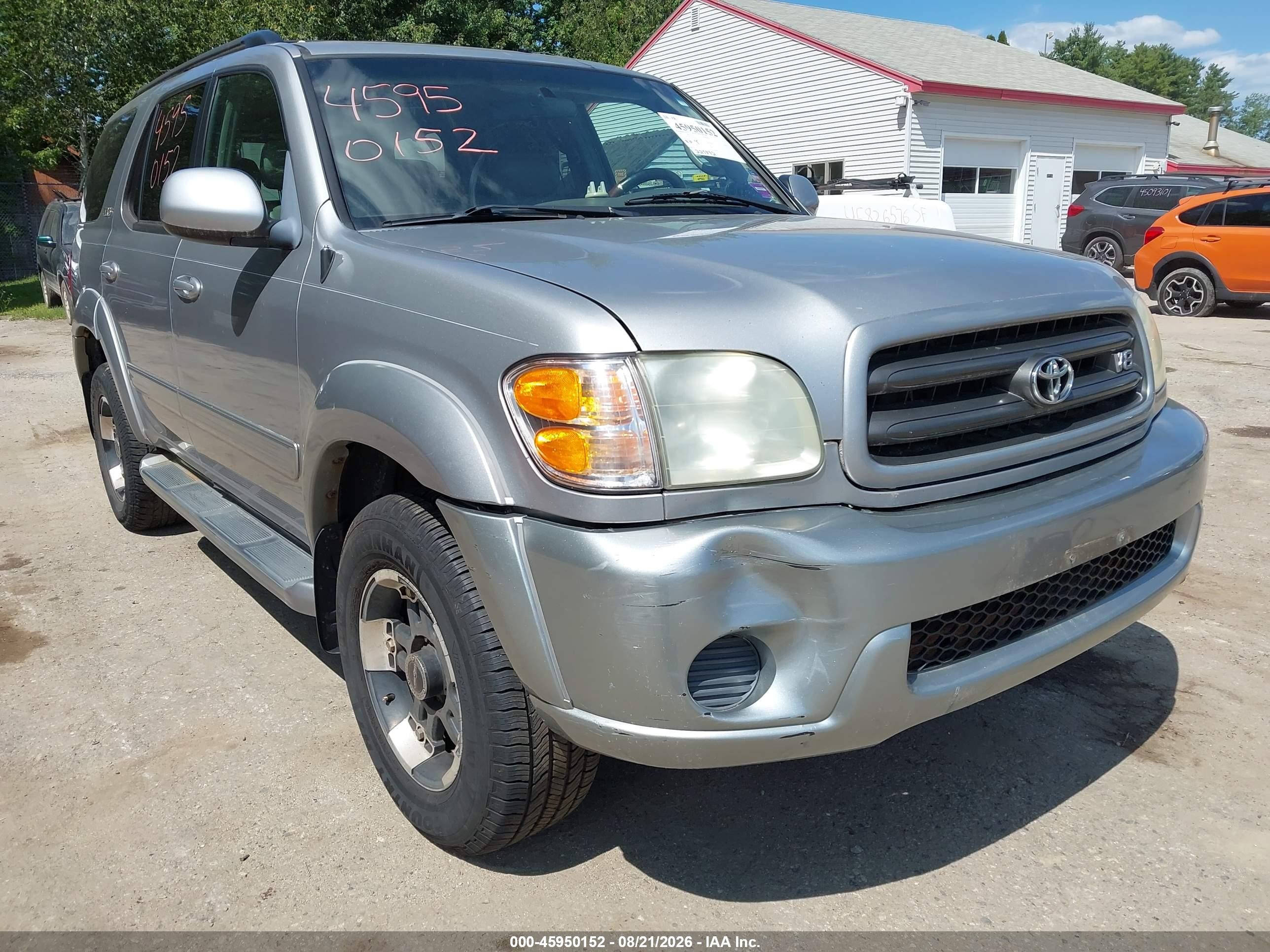 2002 Toyota Sequoia Sr5 V8 Silver vin: 5TDBT44A52S076730