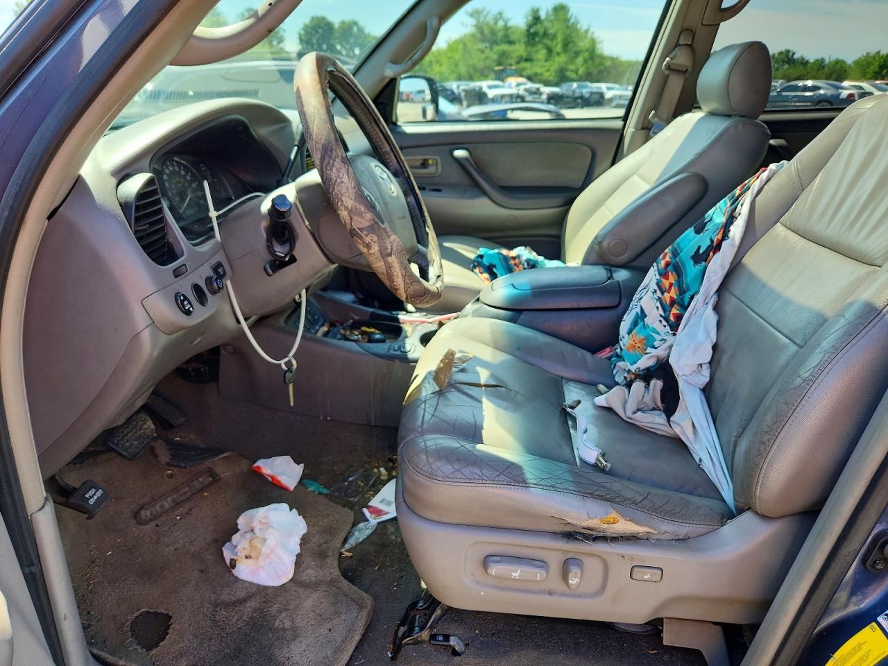 2005 Toyota Sequoia Sr5 Blue vin: 5TDBT44A55S237985