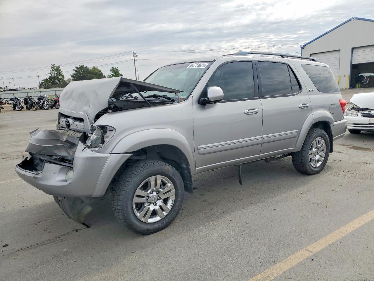 2005 Toyota Sequoia Sr5 Silver vin: 5TDBT44A55S254754