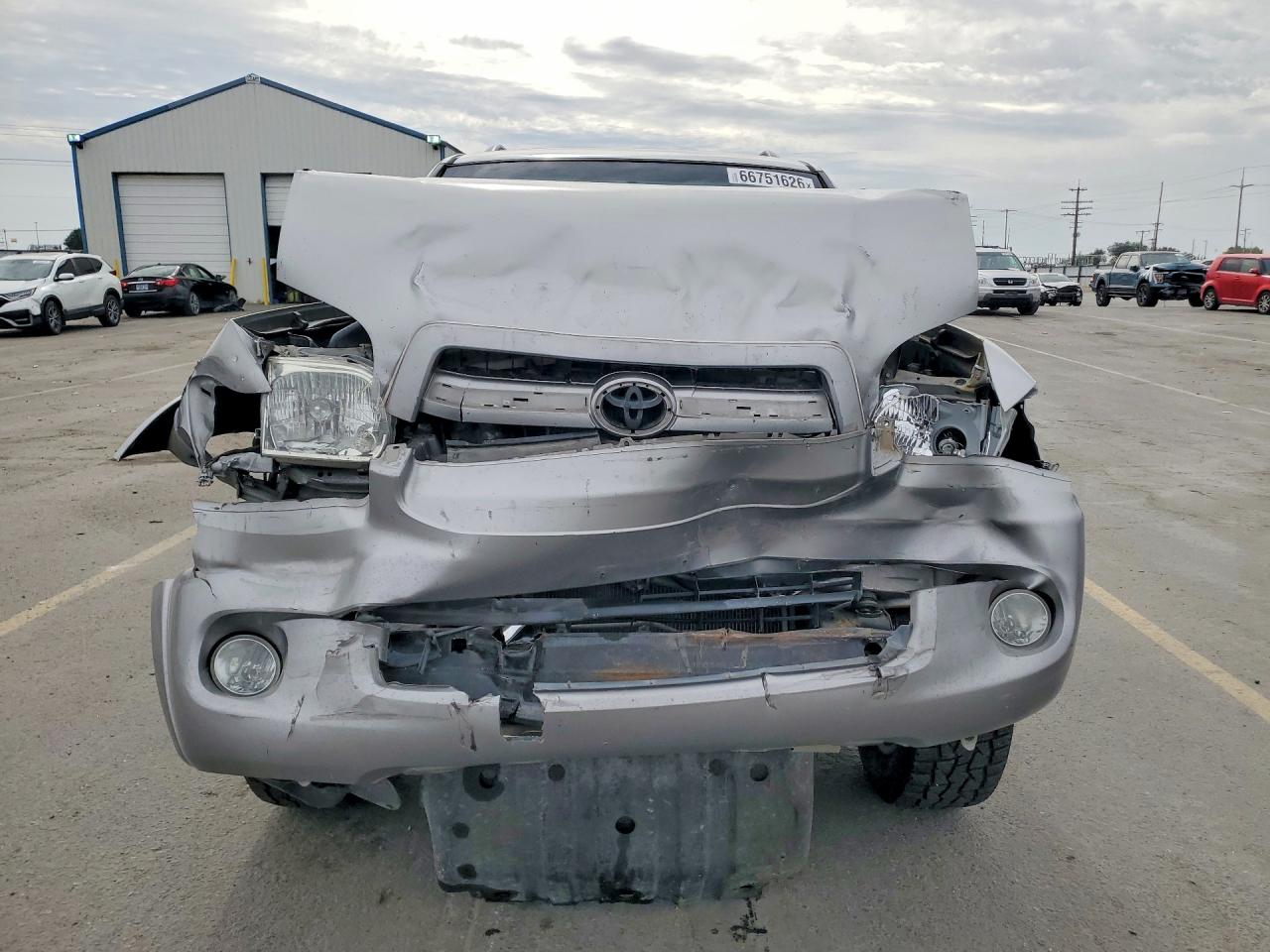 2005 Toyota Sequoia Sr5 Silver vin: 5TDBT44A55S254754
