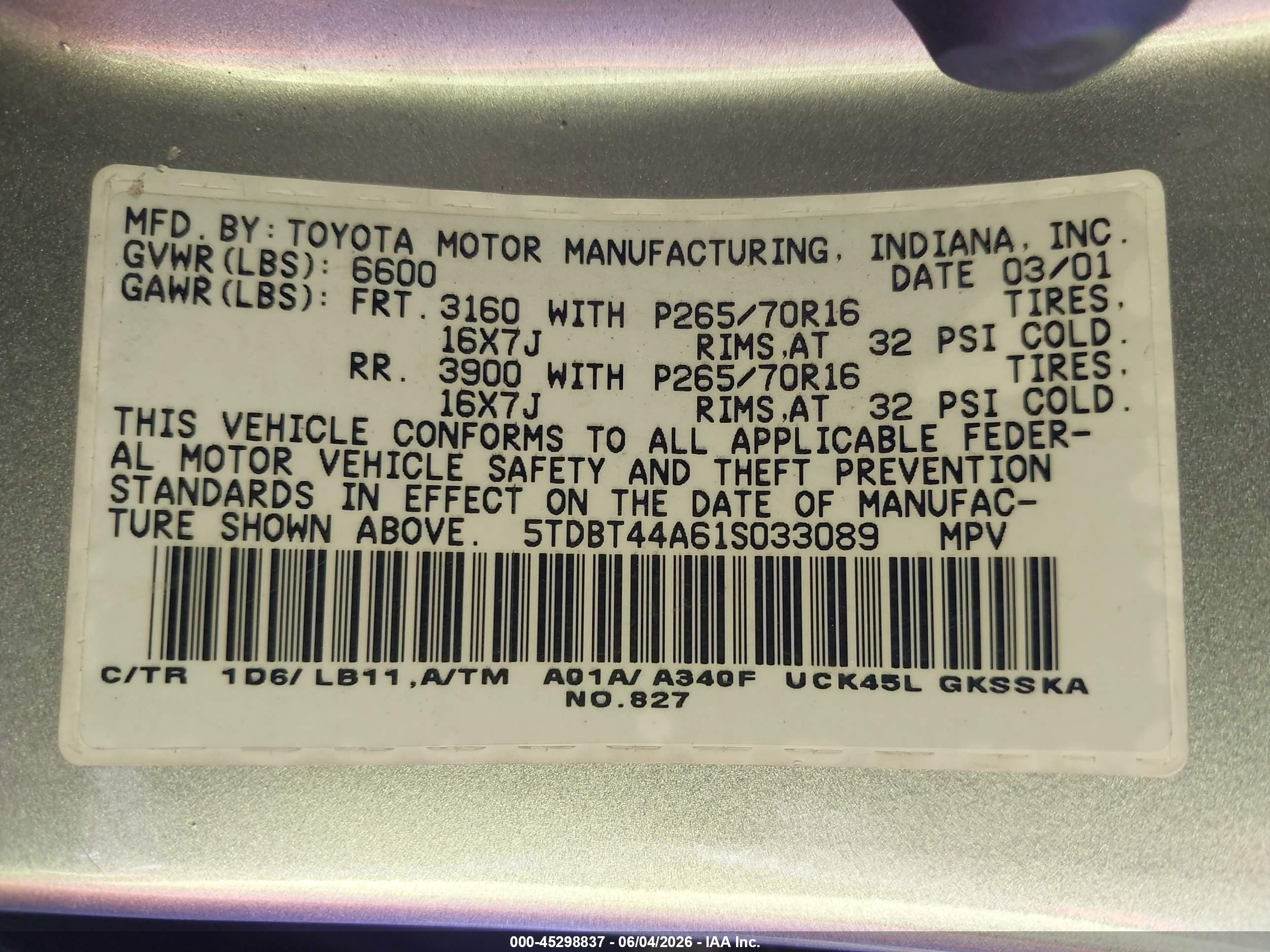 2001 Toyota Sequoia Sr5 V8 Золотой vin: 5TDBT44A61S033089