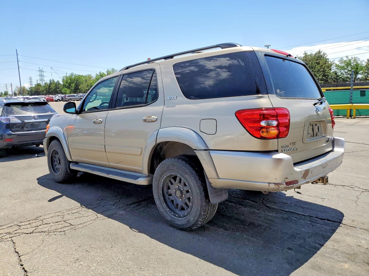 2001 Toyota Sequoia Sr5 Gold vin: 5TDBT44A61S051933