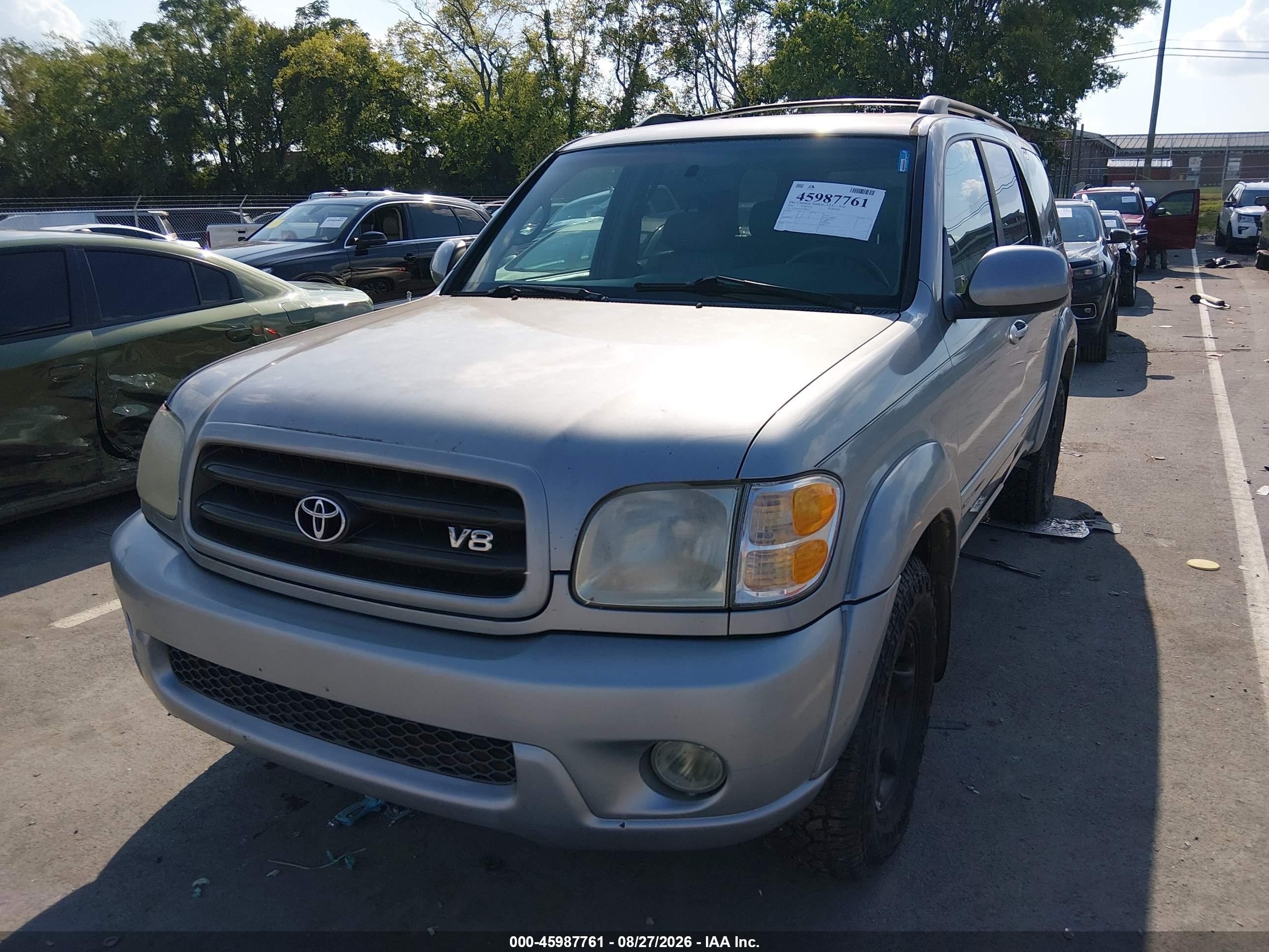 2002 Toyota Sequoia Sr5 V8 Silver vin: 5TDBT44A62S080477