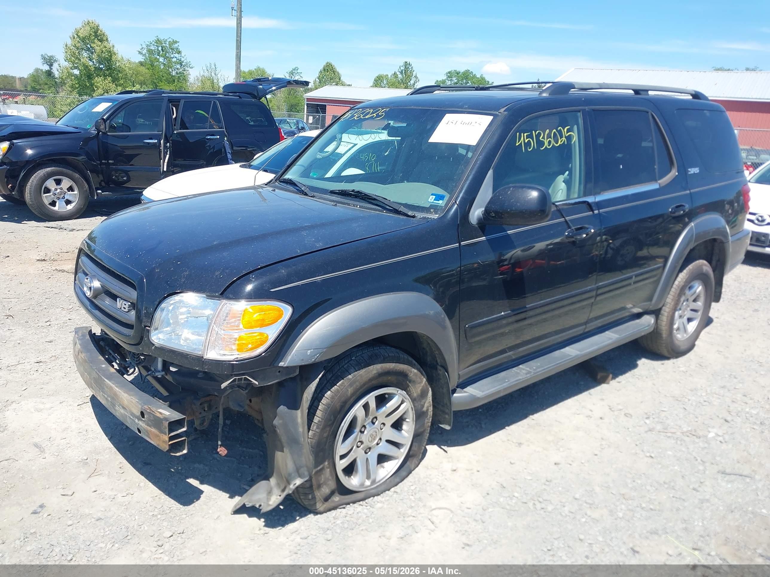 2004 Toyota Sequoia Sr5 V8 Black vin: 5TDBT44A64S229084