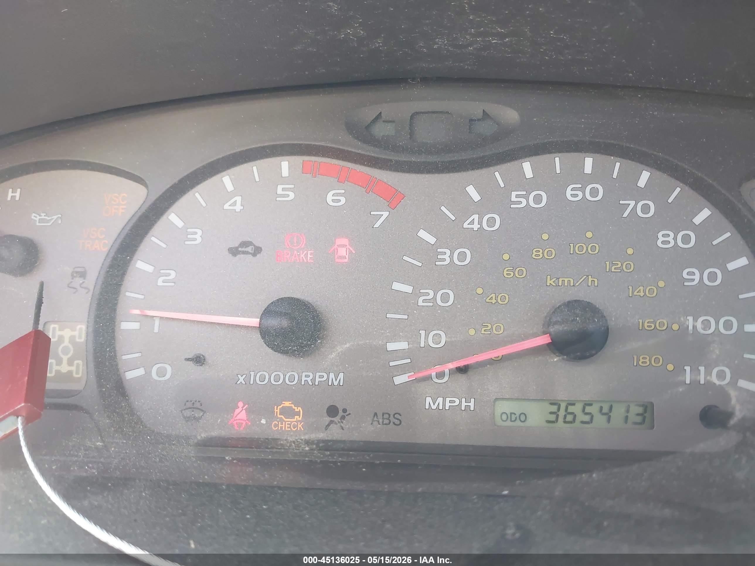 2004 Toyota Sequoia Sr5 V8 Black vin: 5TDBT44A64S229084