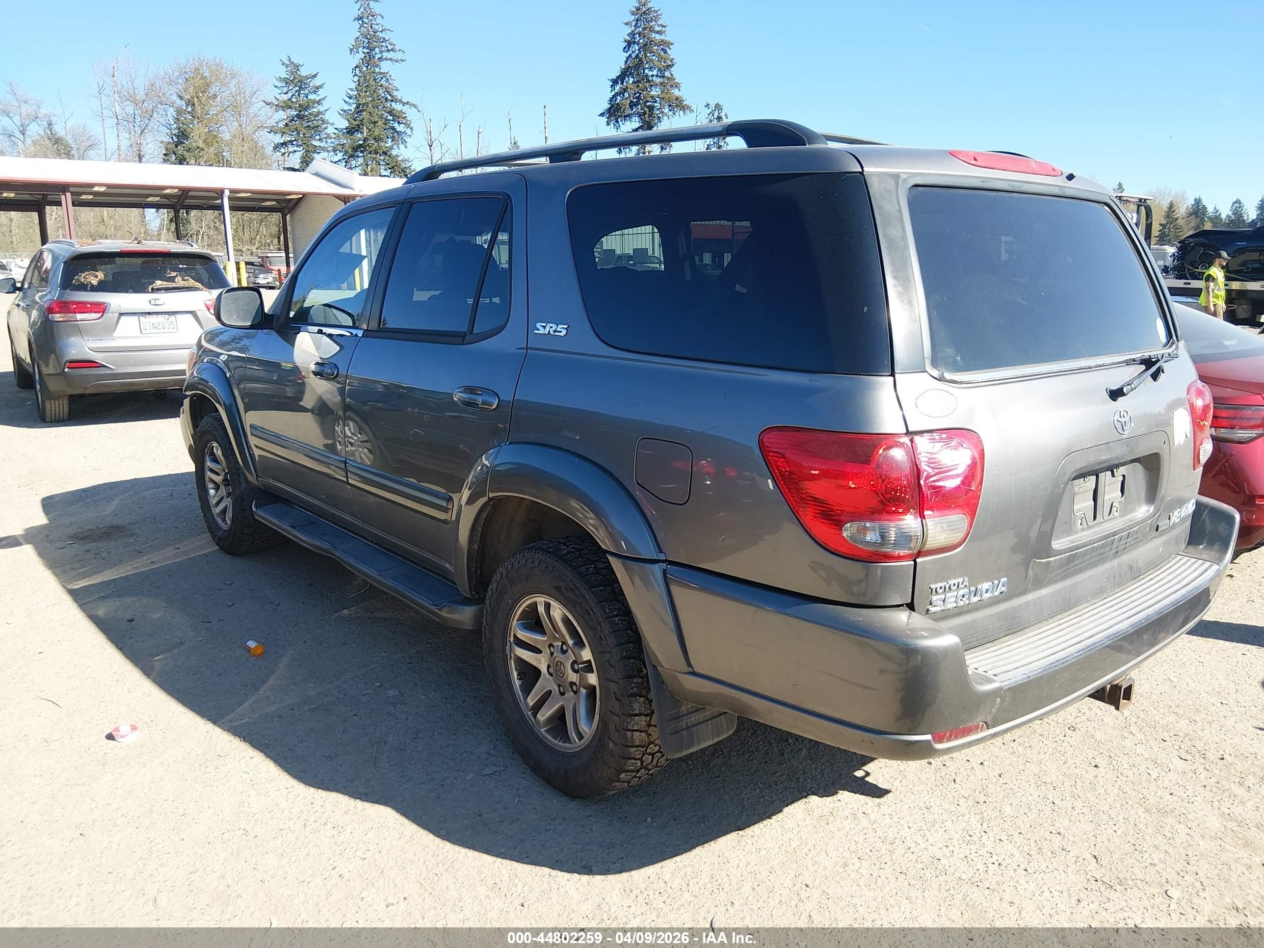 2005 Toyota Sequoia Sr5 V8 Tan vin: 5TDBT44A65S244752