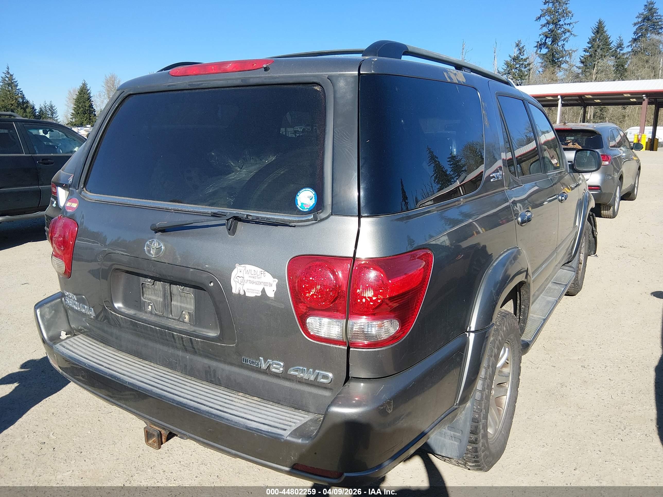 2005 Toyota Sequoia Sr5 V8 Tan vin: 5TDBT44A65S244752
