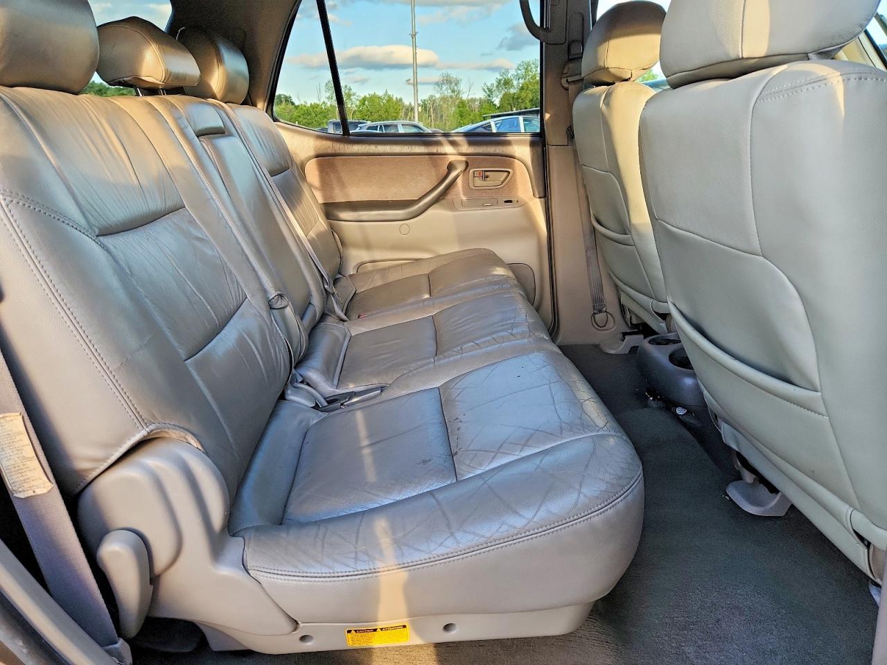2003 Toyota Sequoia Sr5 Gray vin: 5TDBT44A73S180945