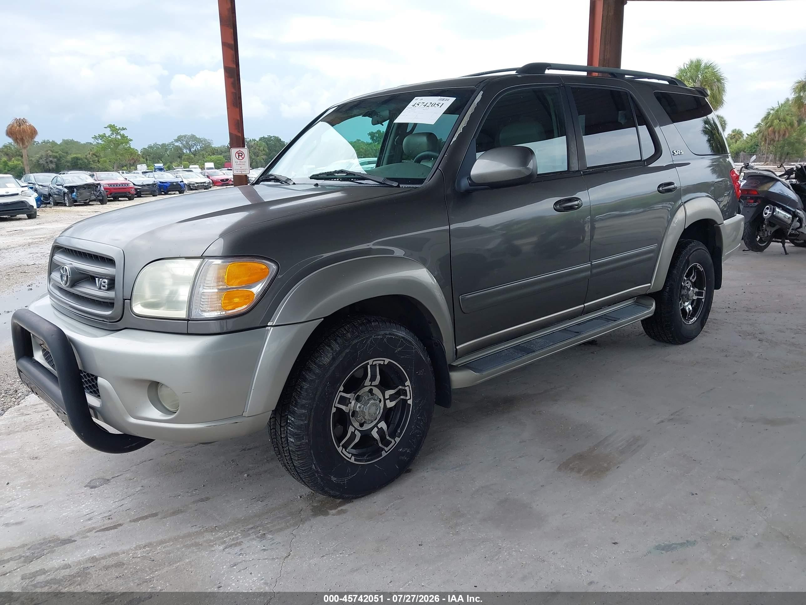 2003 Toyota Sequoia Sr5 V8 Gray vin: 5TDBT44A73S182890