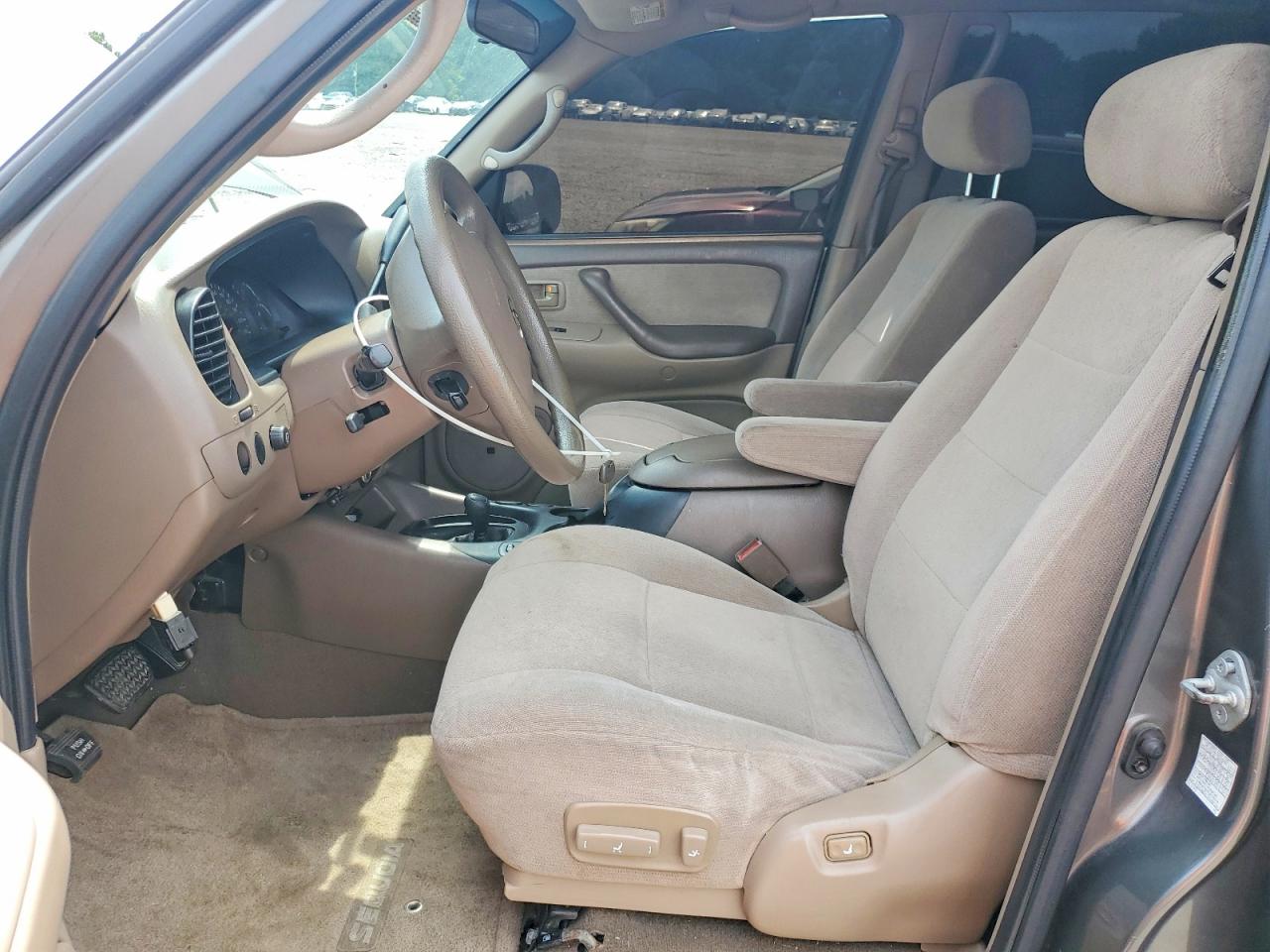 2003 Toyota Sequoia Sr5 Silver vin: 5TDBT44A73S187961