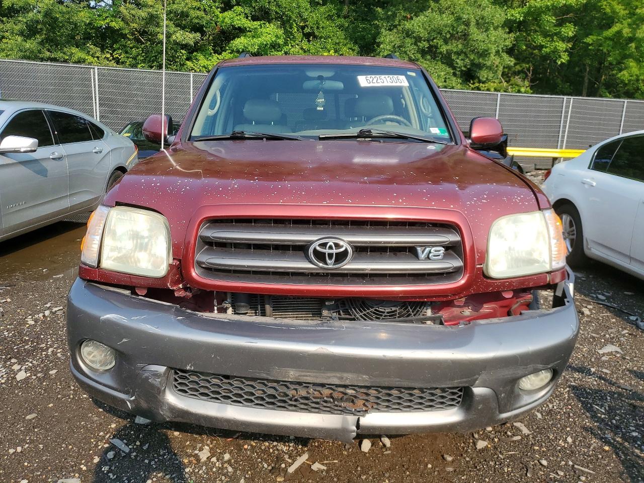 2004 Toyota Sequoia Sr5 Burgundy vin: 5TDBT44A74S223438
