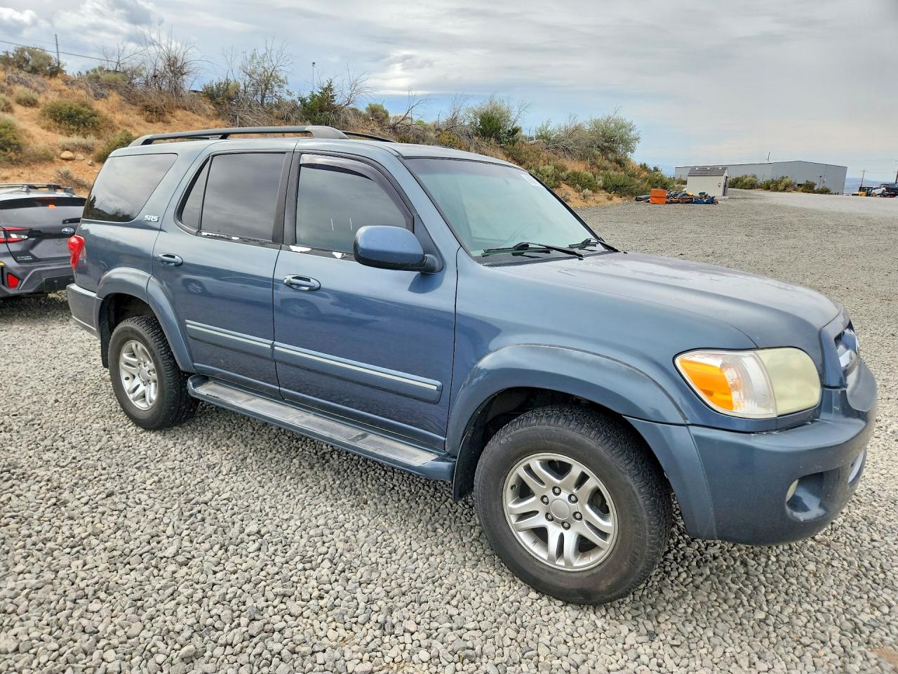 2005 Toyota Sequoia Sr5 Blue vin: 5TDBT44A75S244484